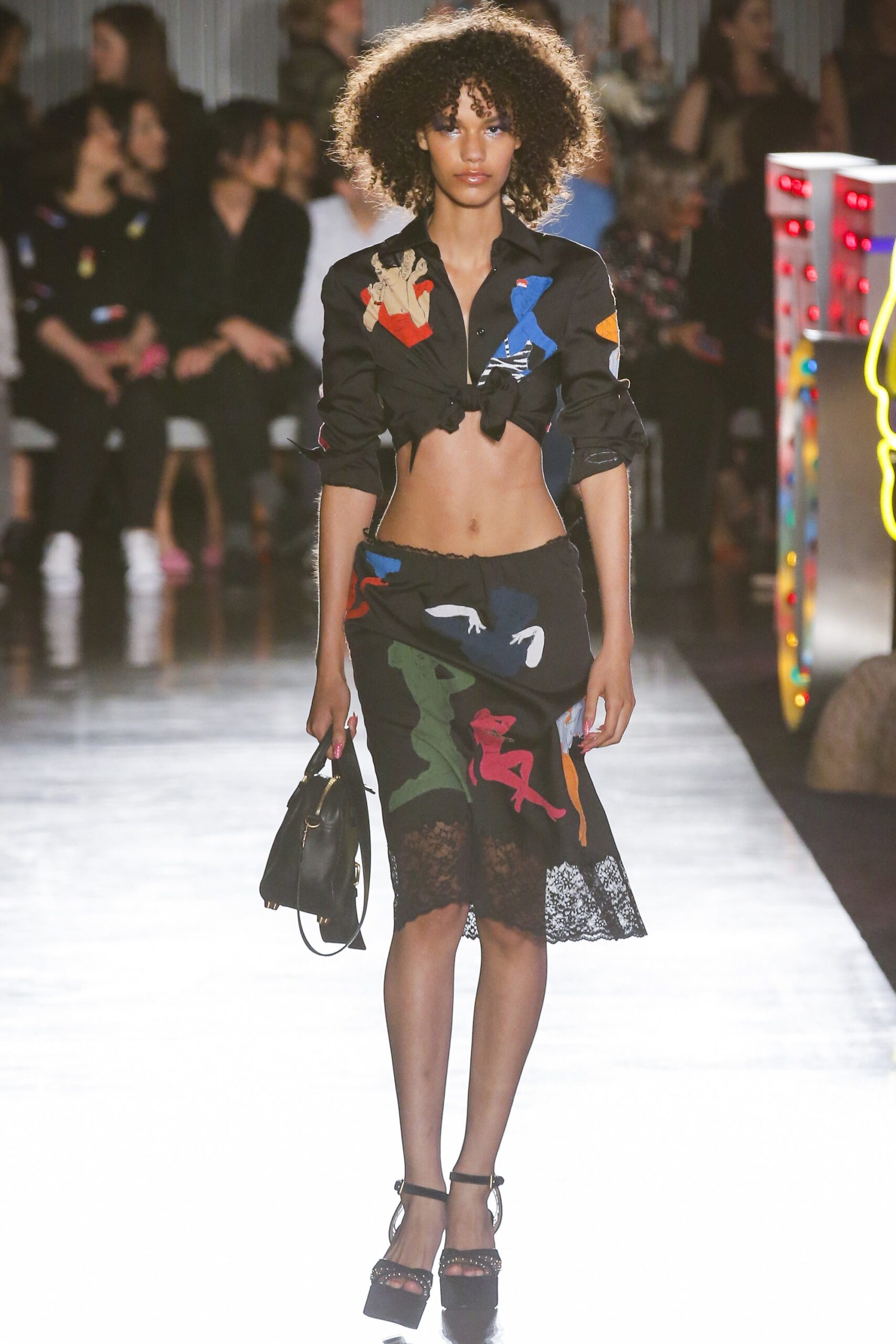 Moschino S/S 18 Menswear Look 62