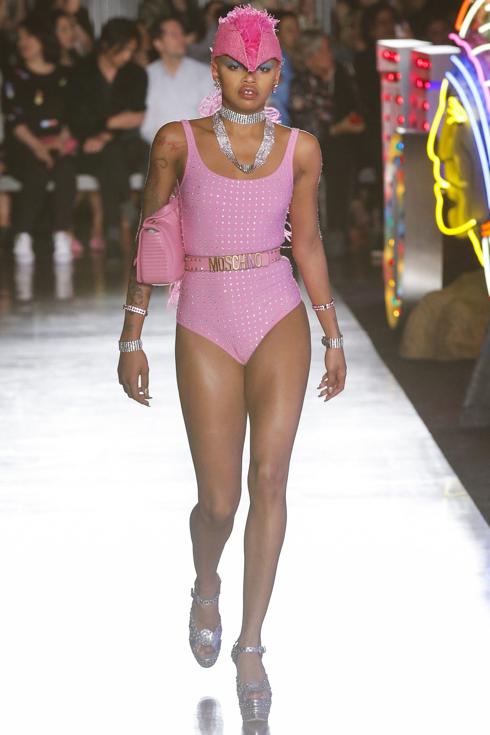 Moschino S/S 18 Menswear Look 67
