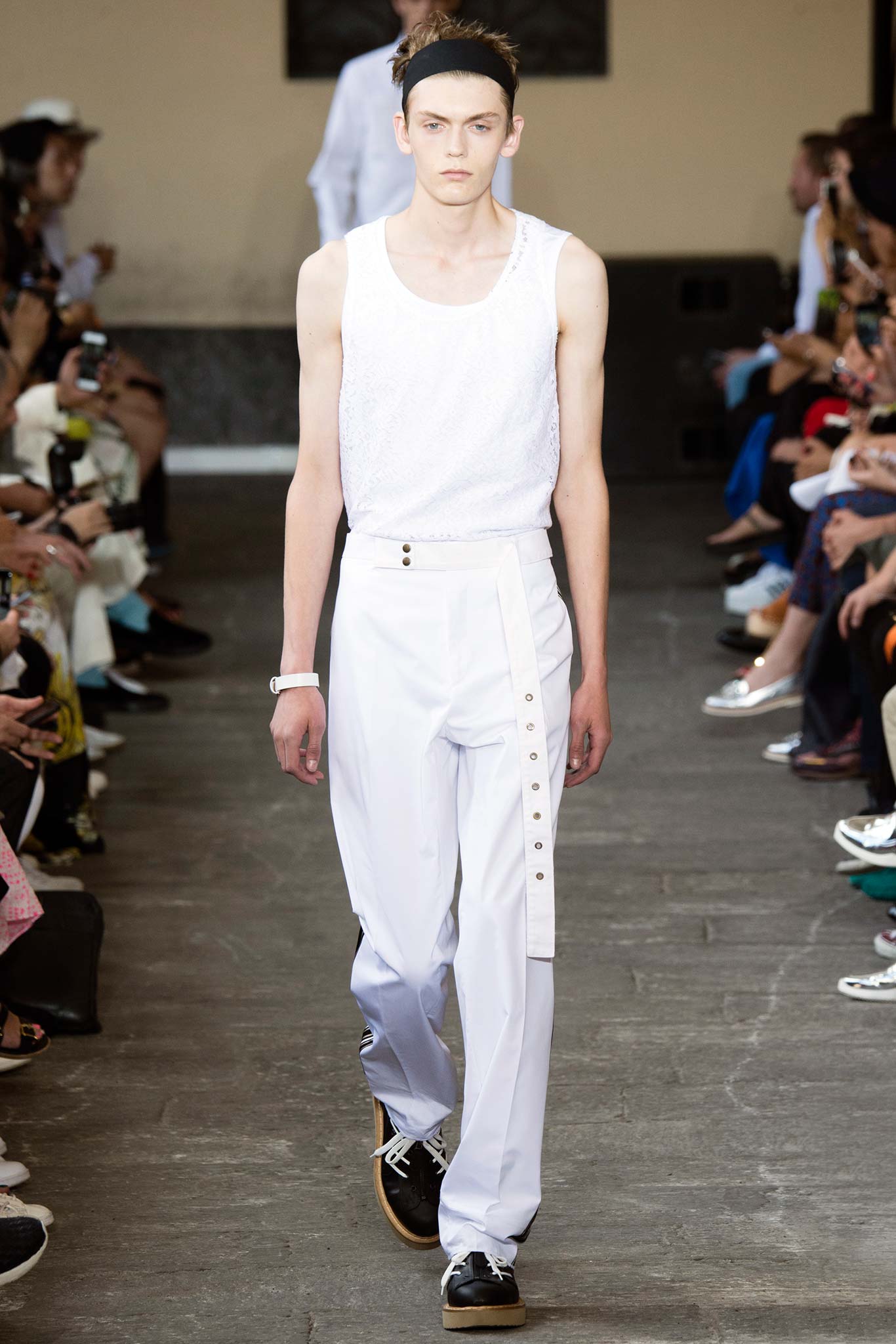 No. 21 S/S 16 Menswear Look 2
