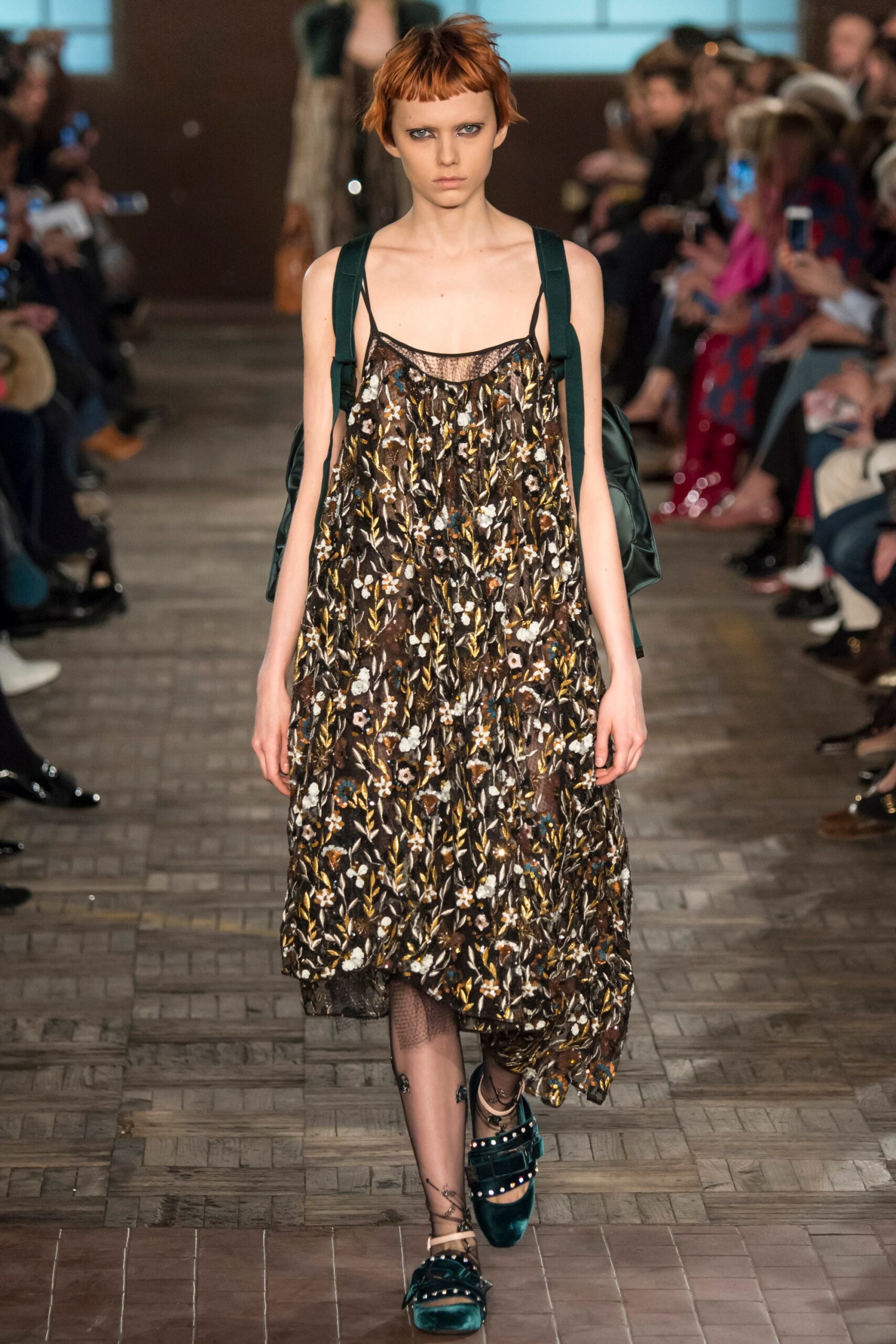 No. 21 F/W 16 Look 3