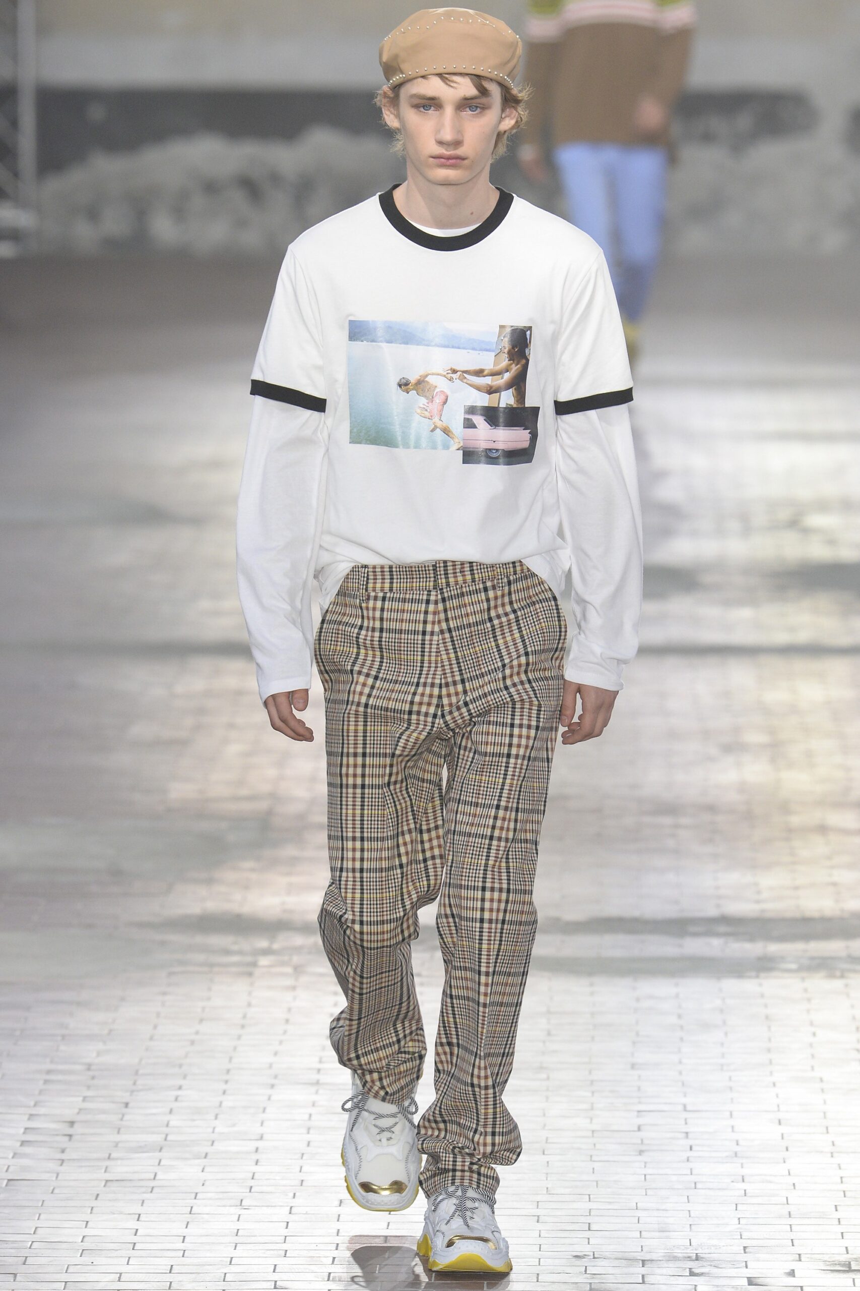 No. 21 S/S 18 Menswear Look 10