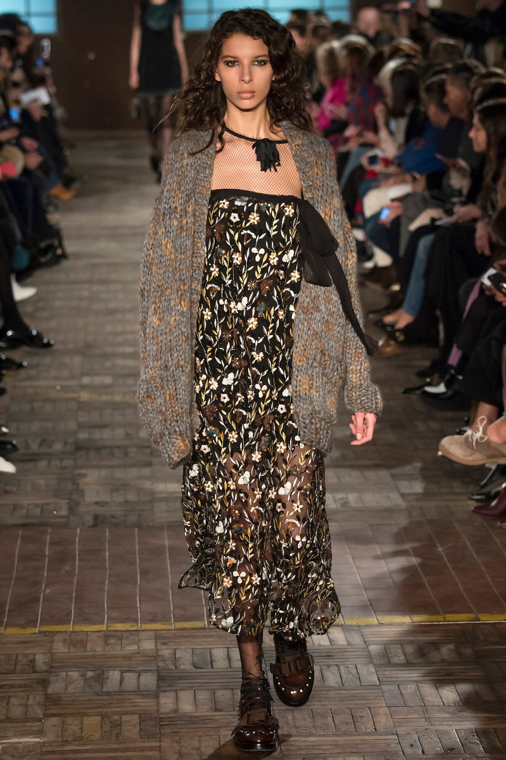 No. 21 F/W 16 Look 7