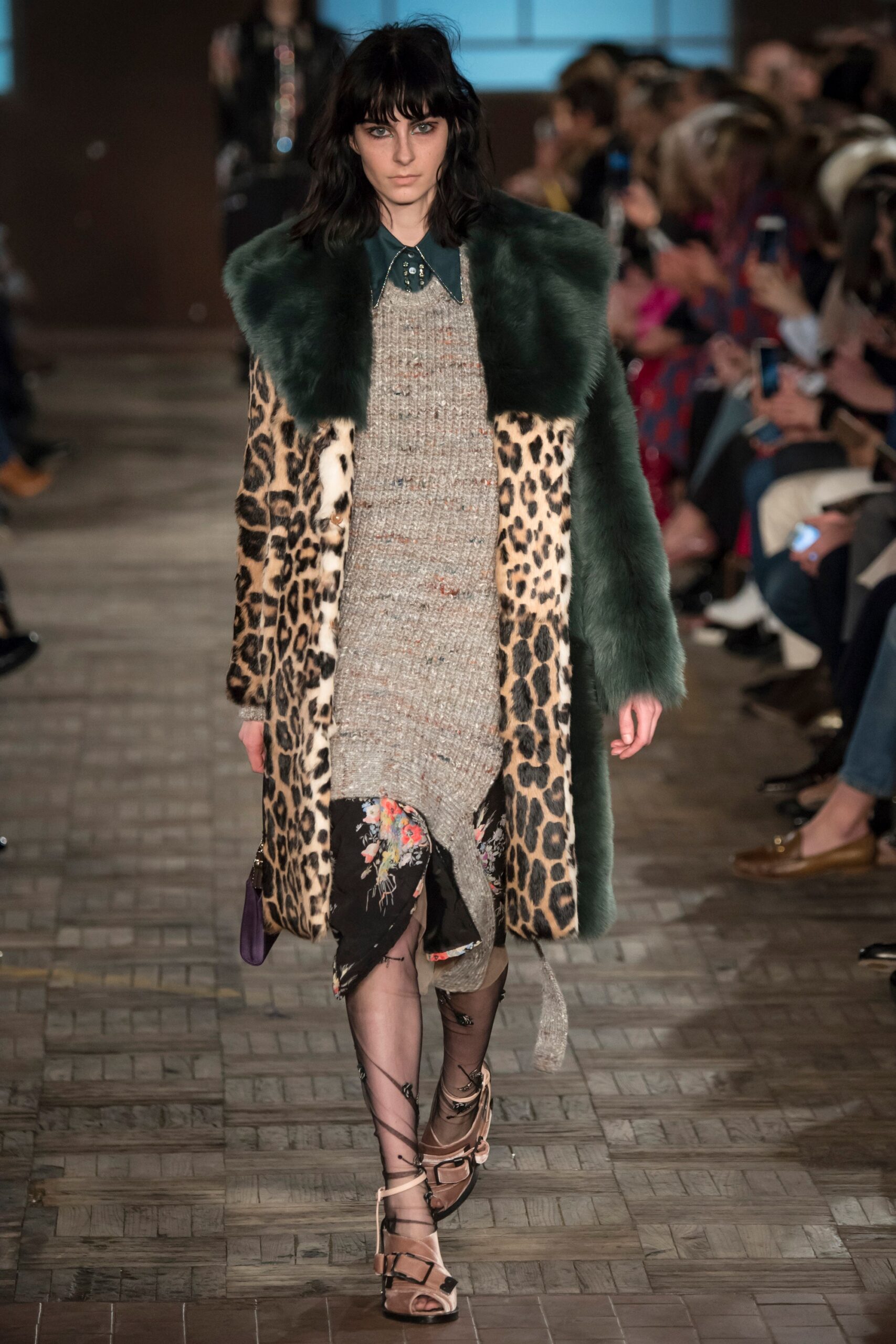 No. 21 F/W 16 Look 17