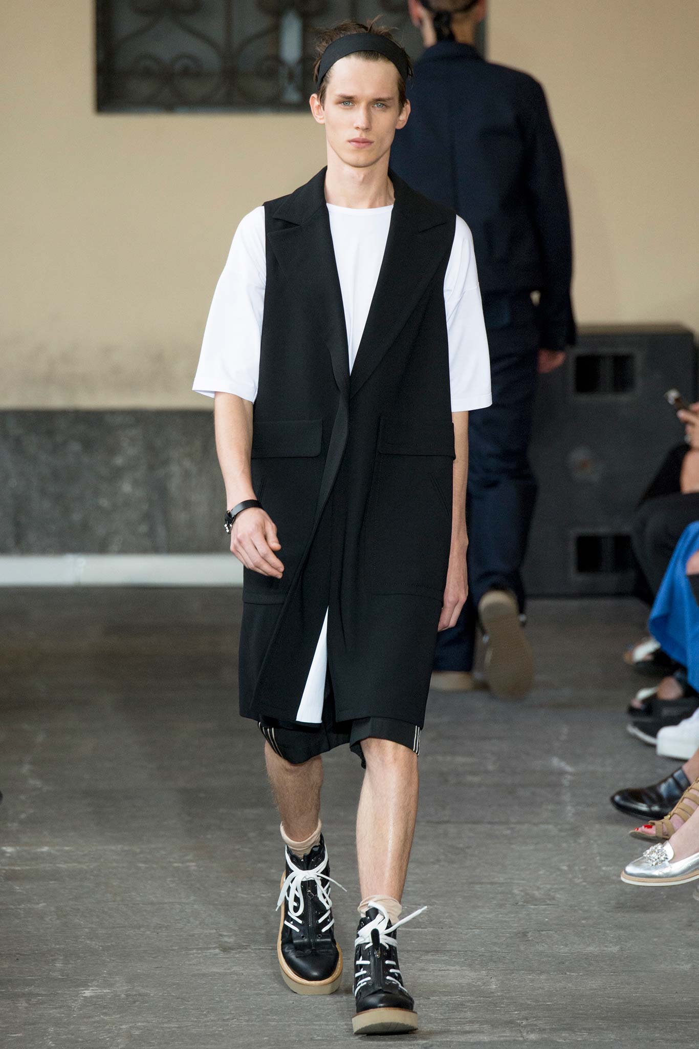 No. 21 S/S 16 Menswear Look 17