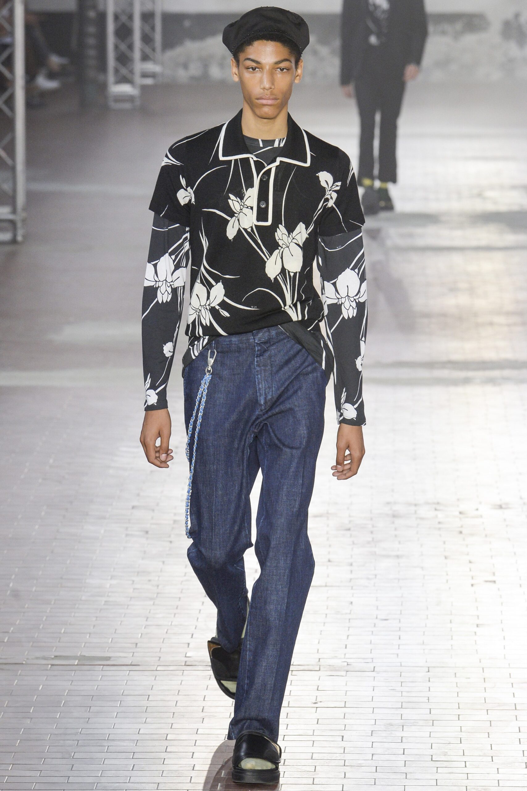 No. 21 S/S 18 Menswear Look 24