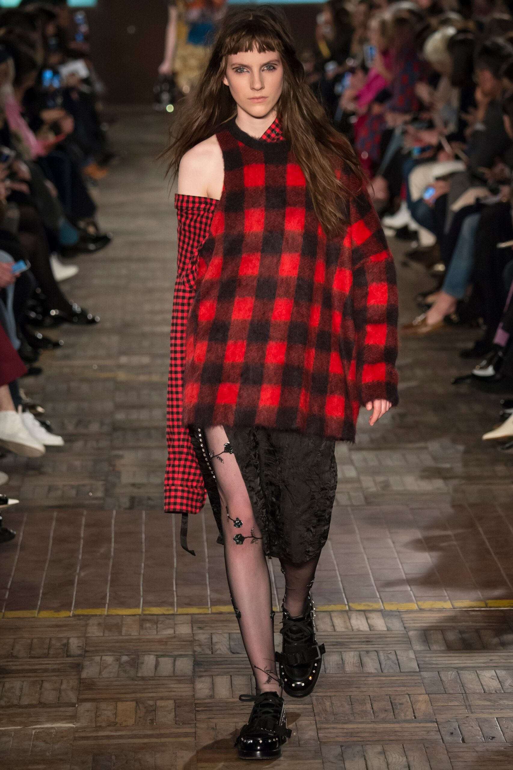 No. 21 F/W 16 Look 22