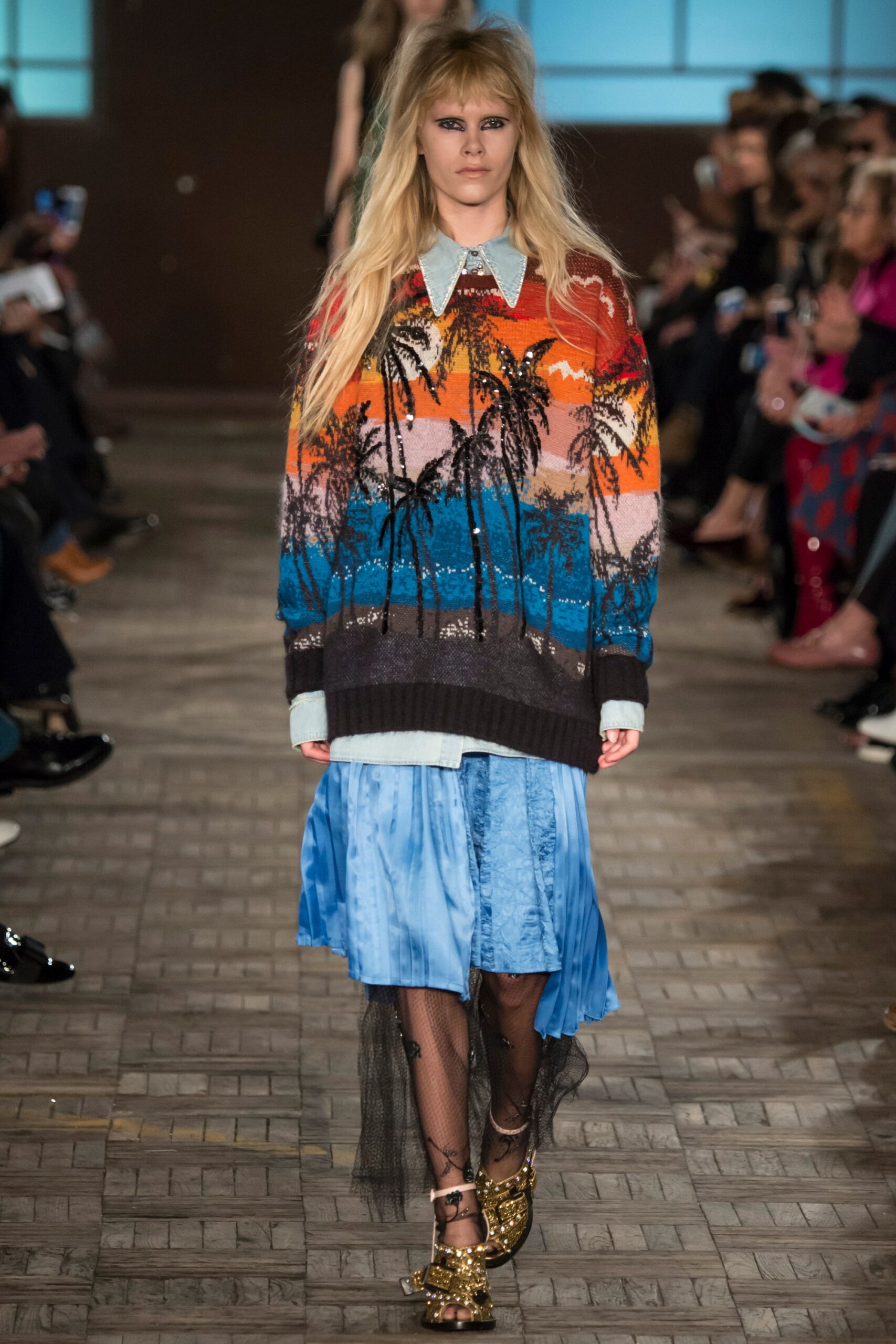No. 21 F/W 16 Look 25