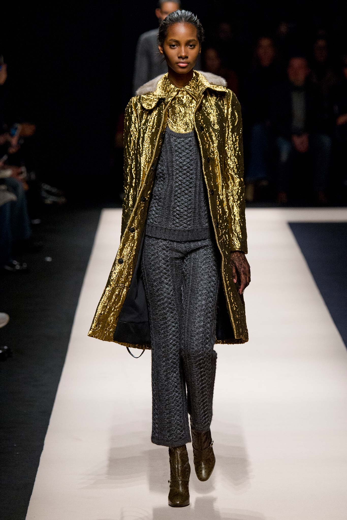 No. 21 F/W 15 Look 4