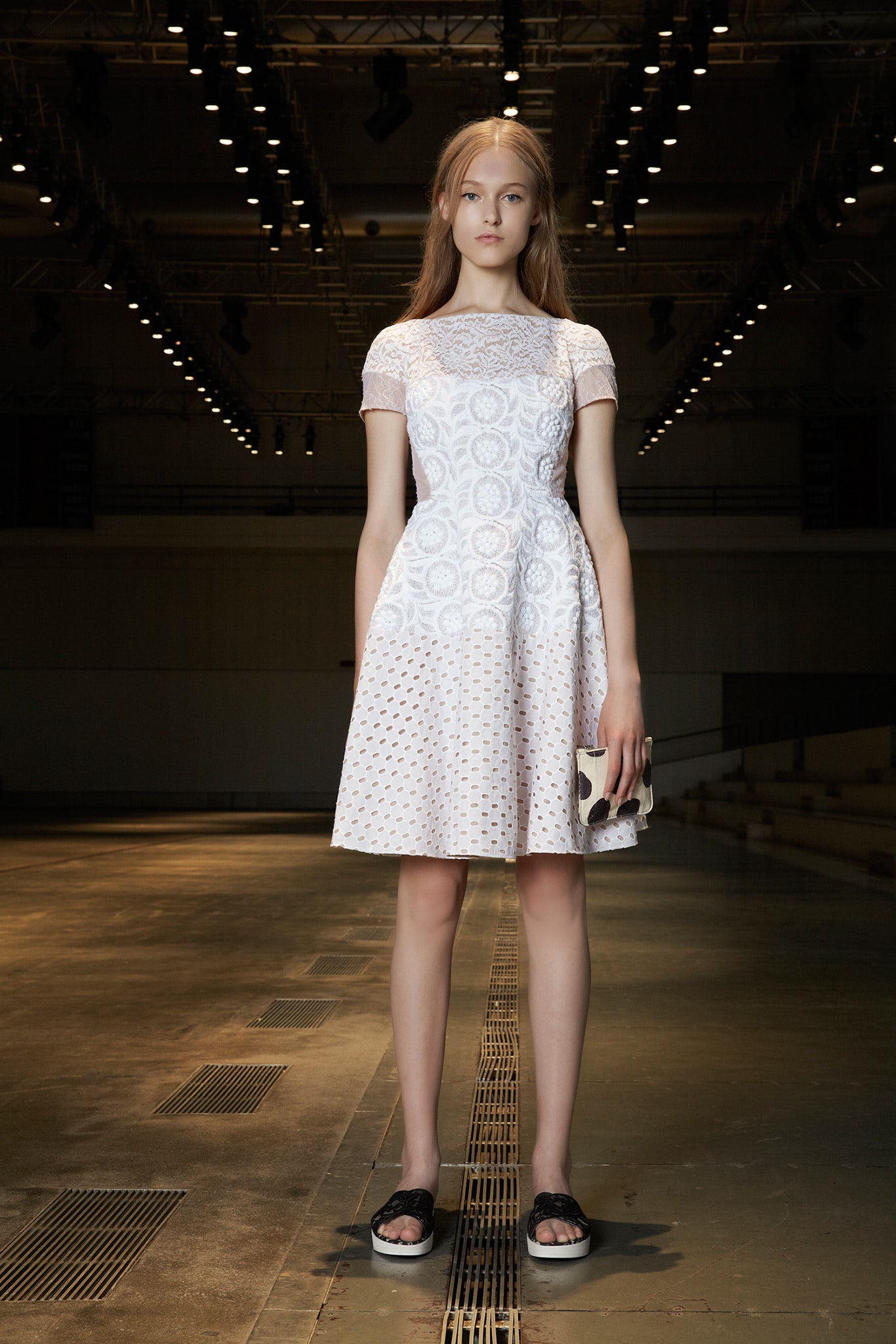 No. 21 Resort 14 Look 3