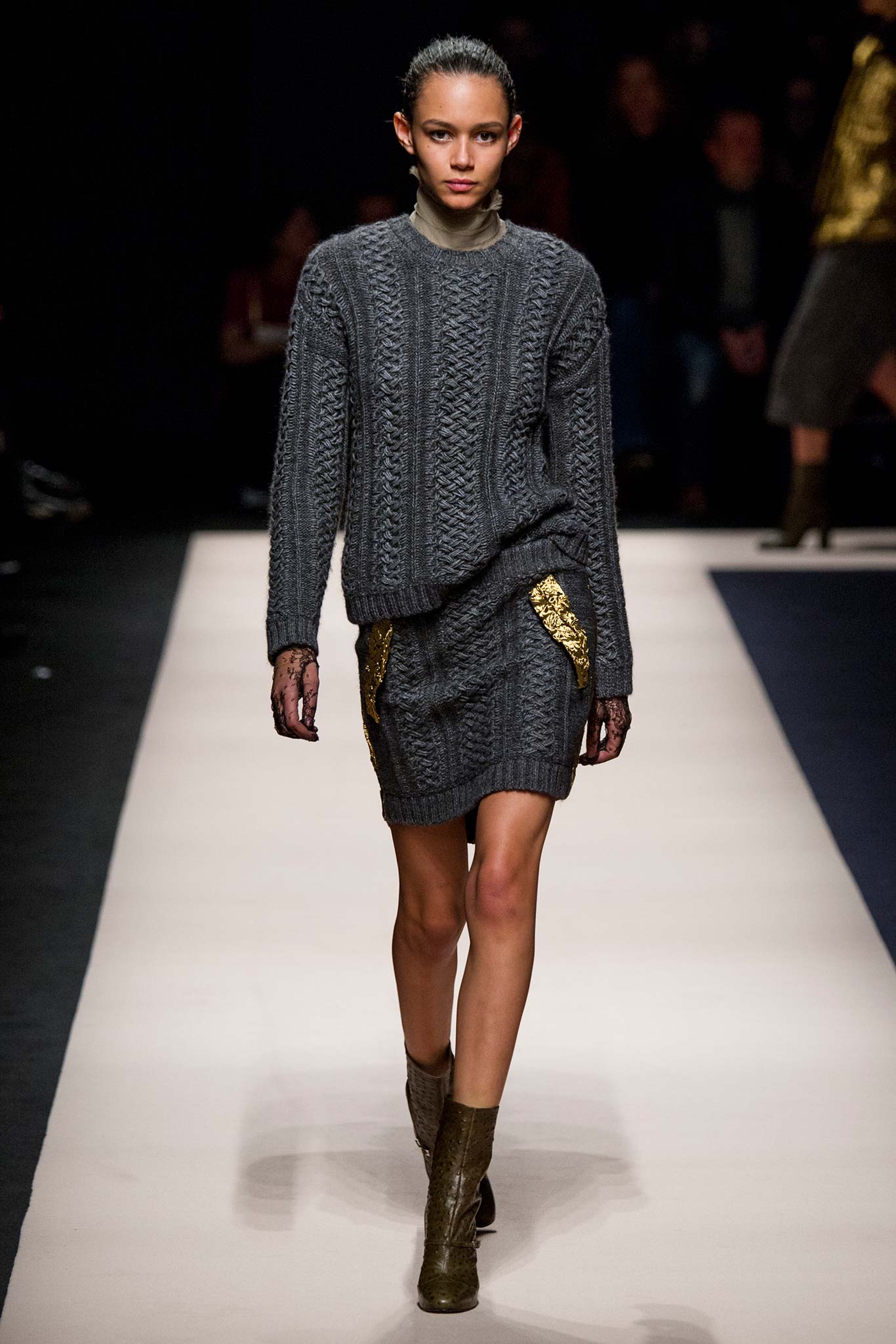 No. 21 F/W 15 Look 5