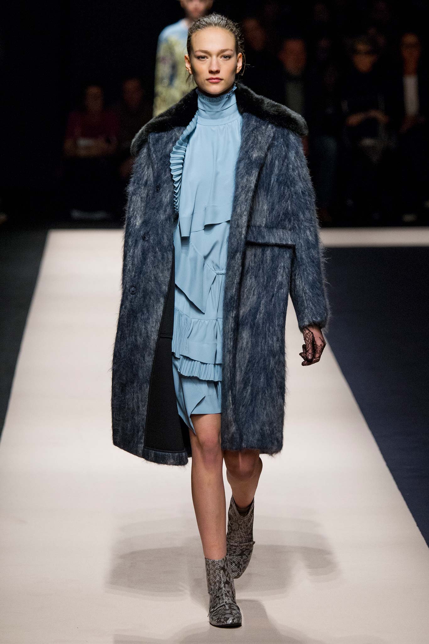 No. 21 F/W 15 Look 10