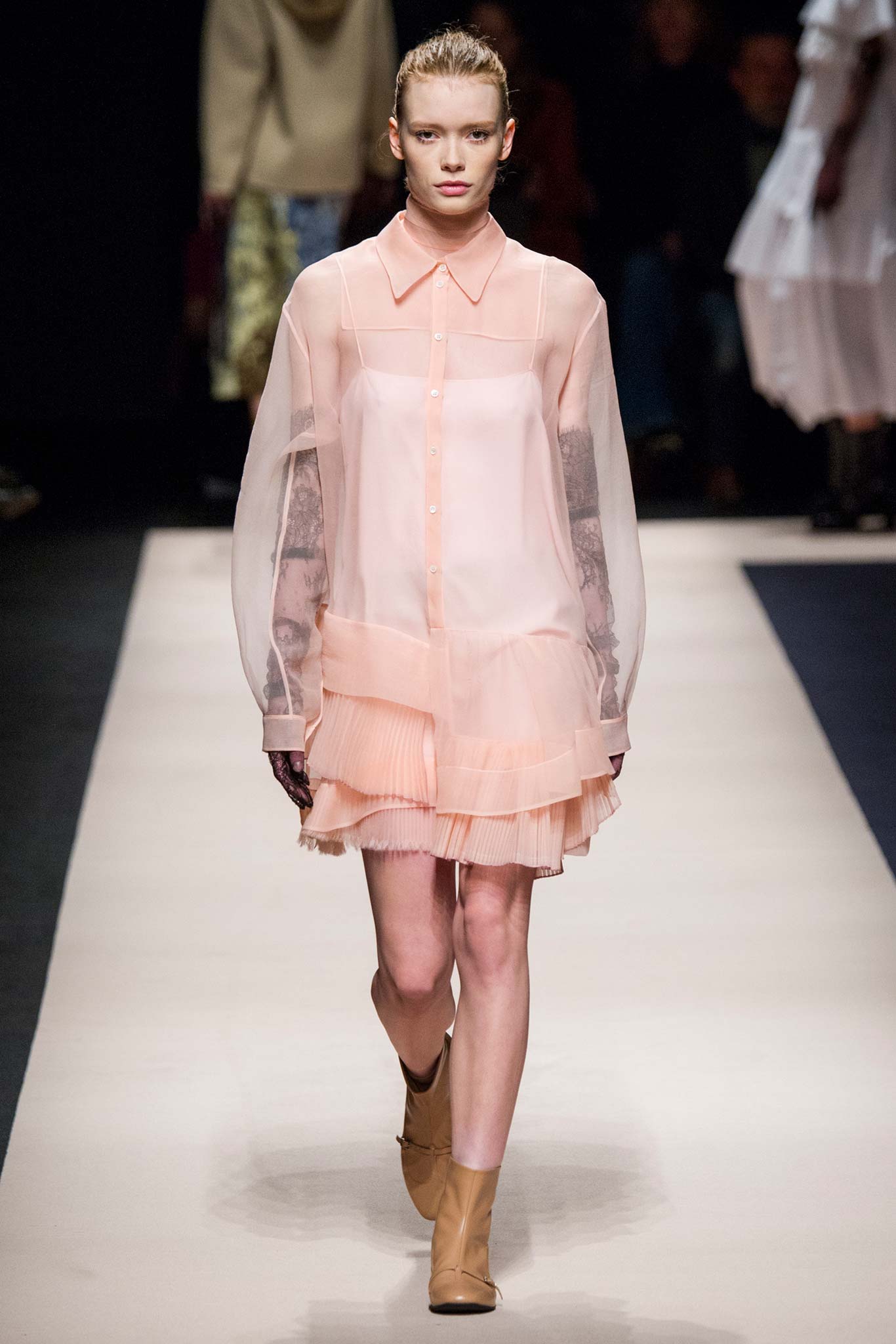 No. 21 F/W 15 Look 13