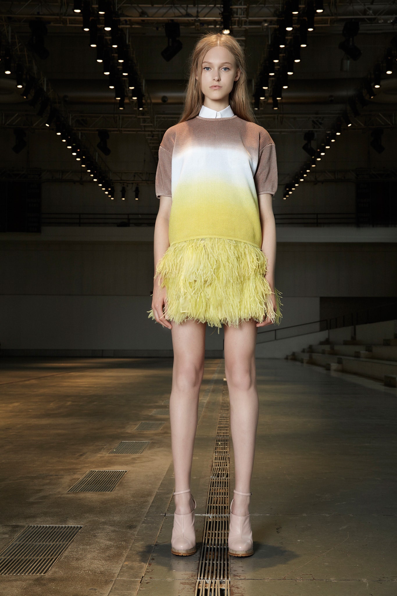 No. 21 Resort 14 Look 16