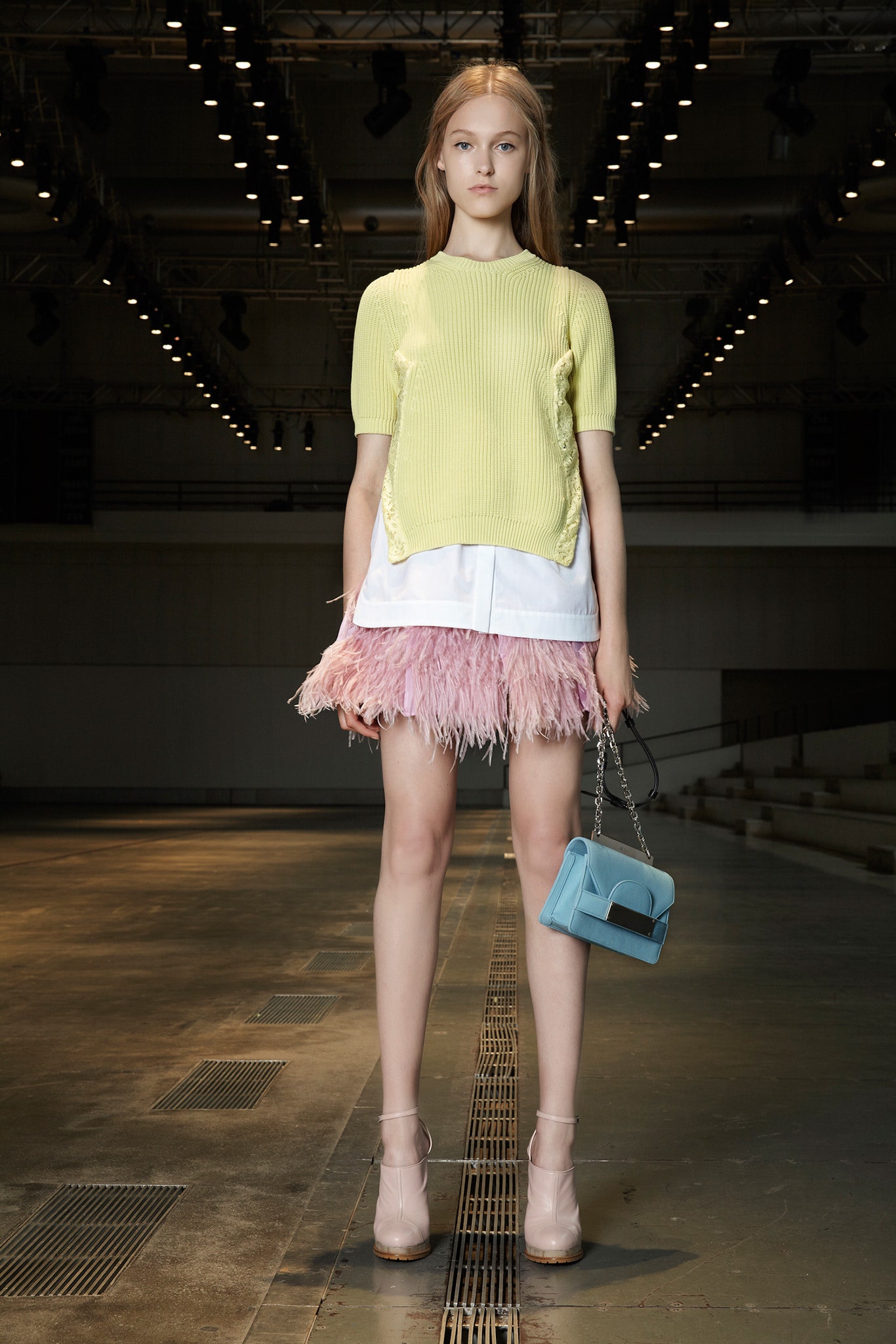 No. 21 Resort 14 Look 17