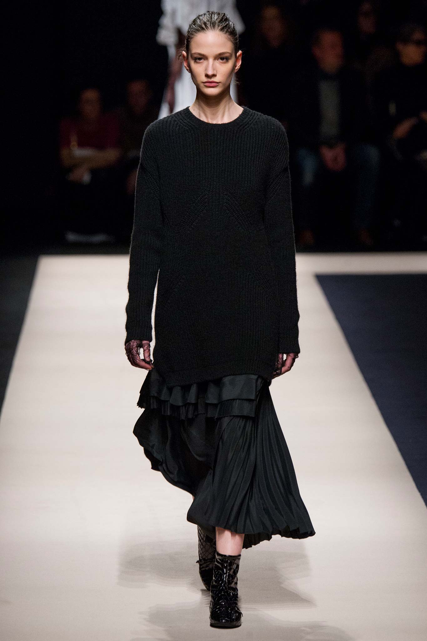 No. 21 F/W 15 Look 17
