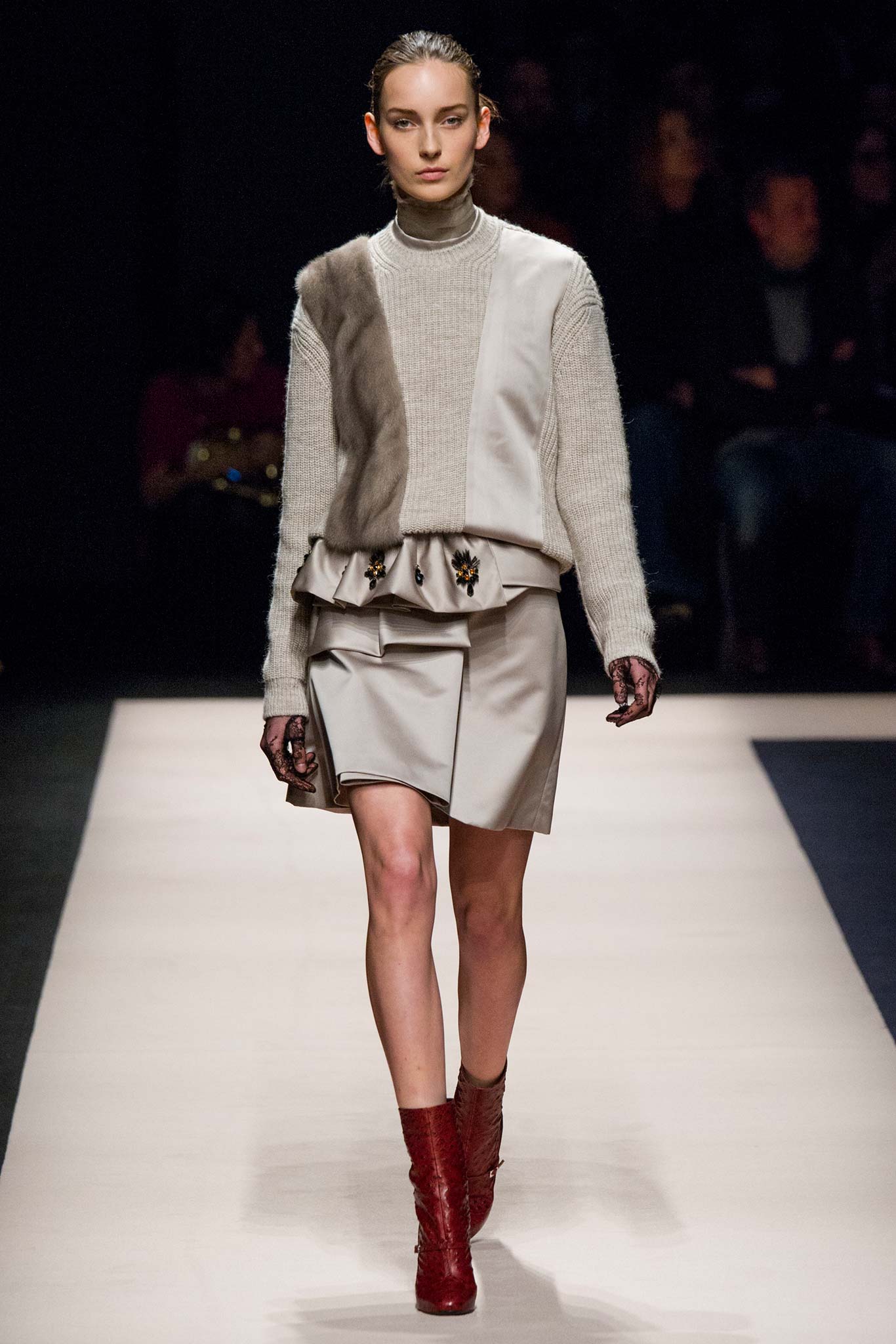 No. 21 F/W 15 Look 32