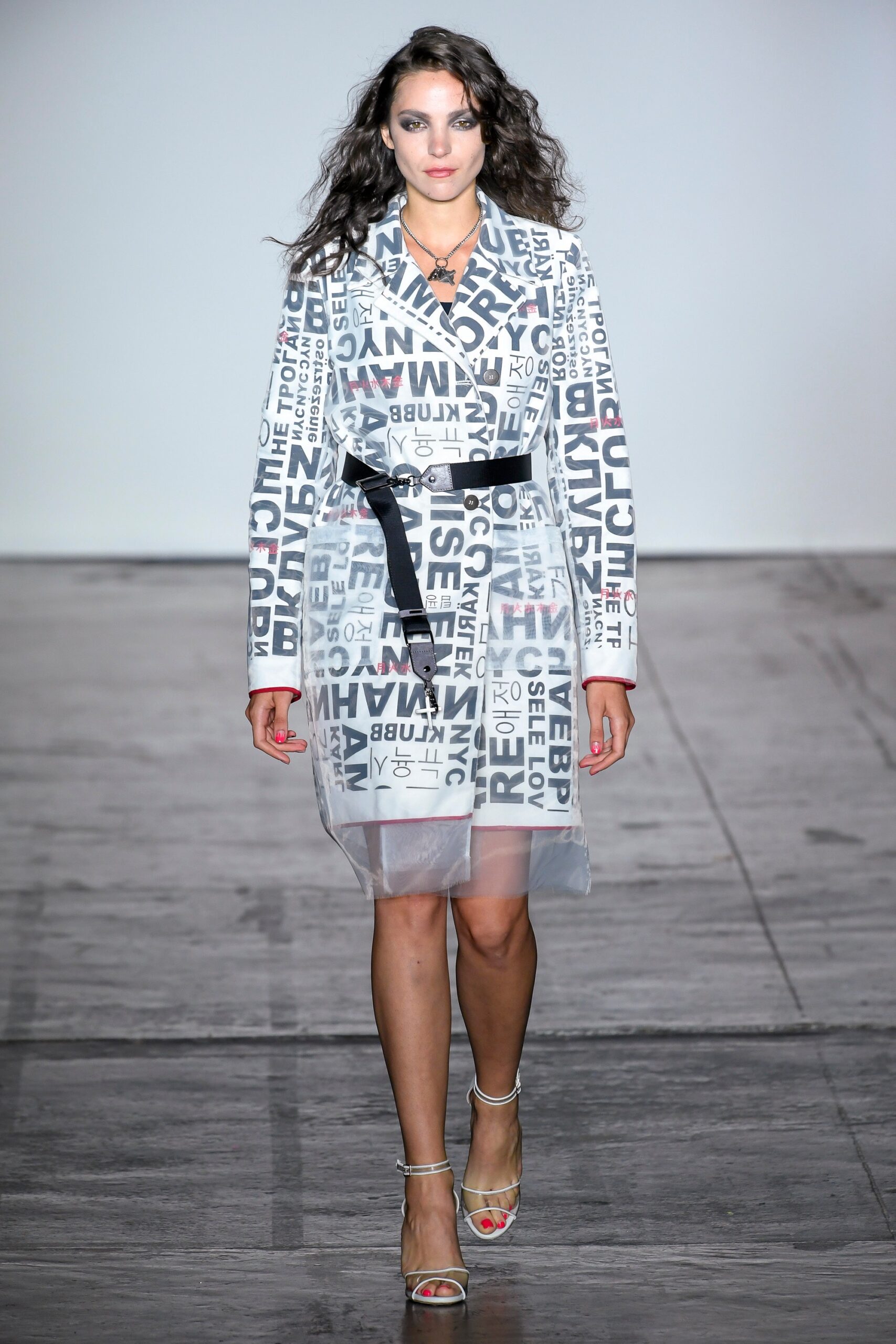 Nicole Miller Spring 2019 Ready-to-Wear