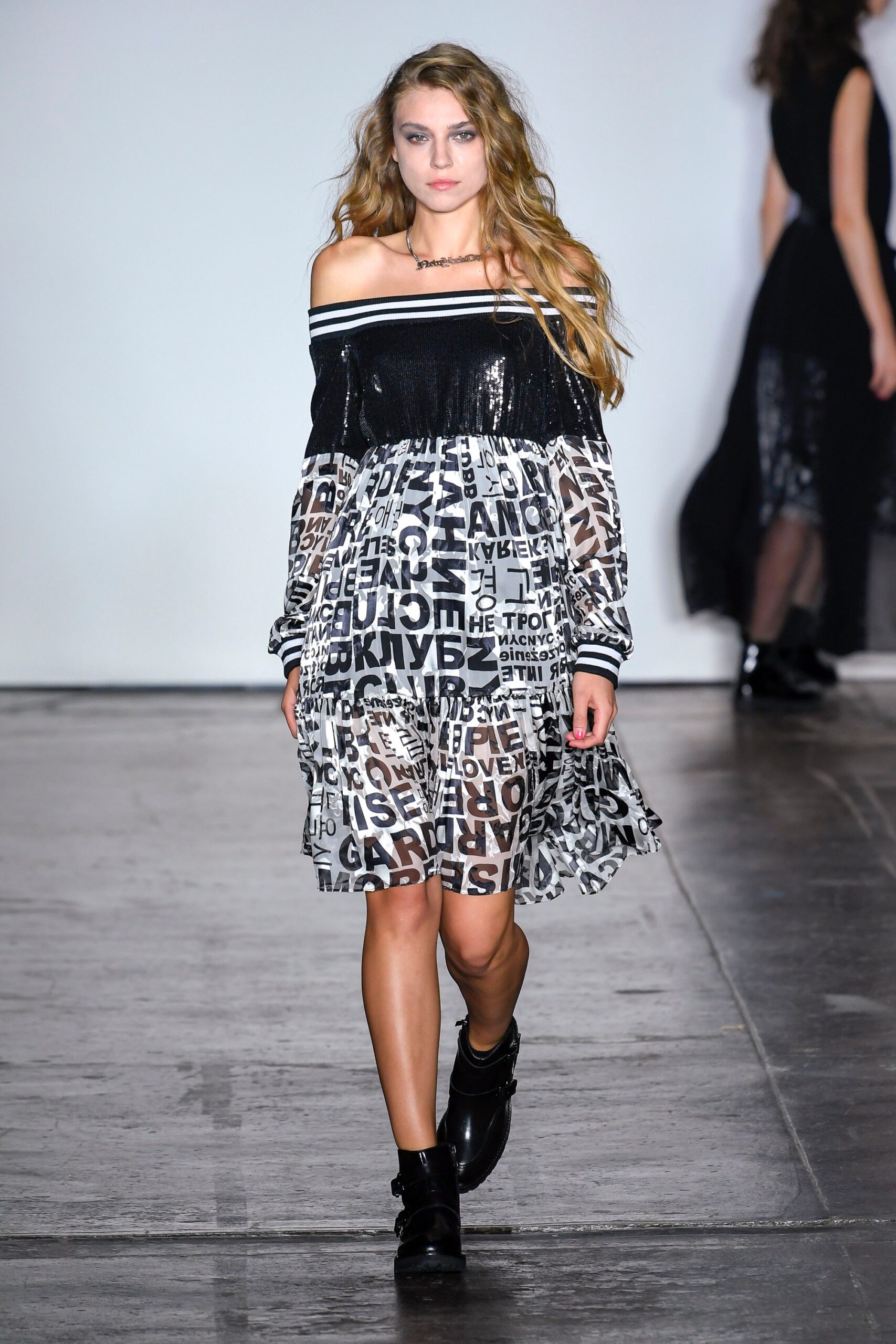 Nicole Miller S/S 19 Look 10