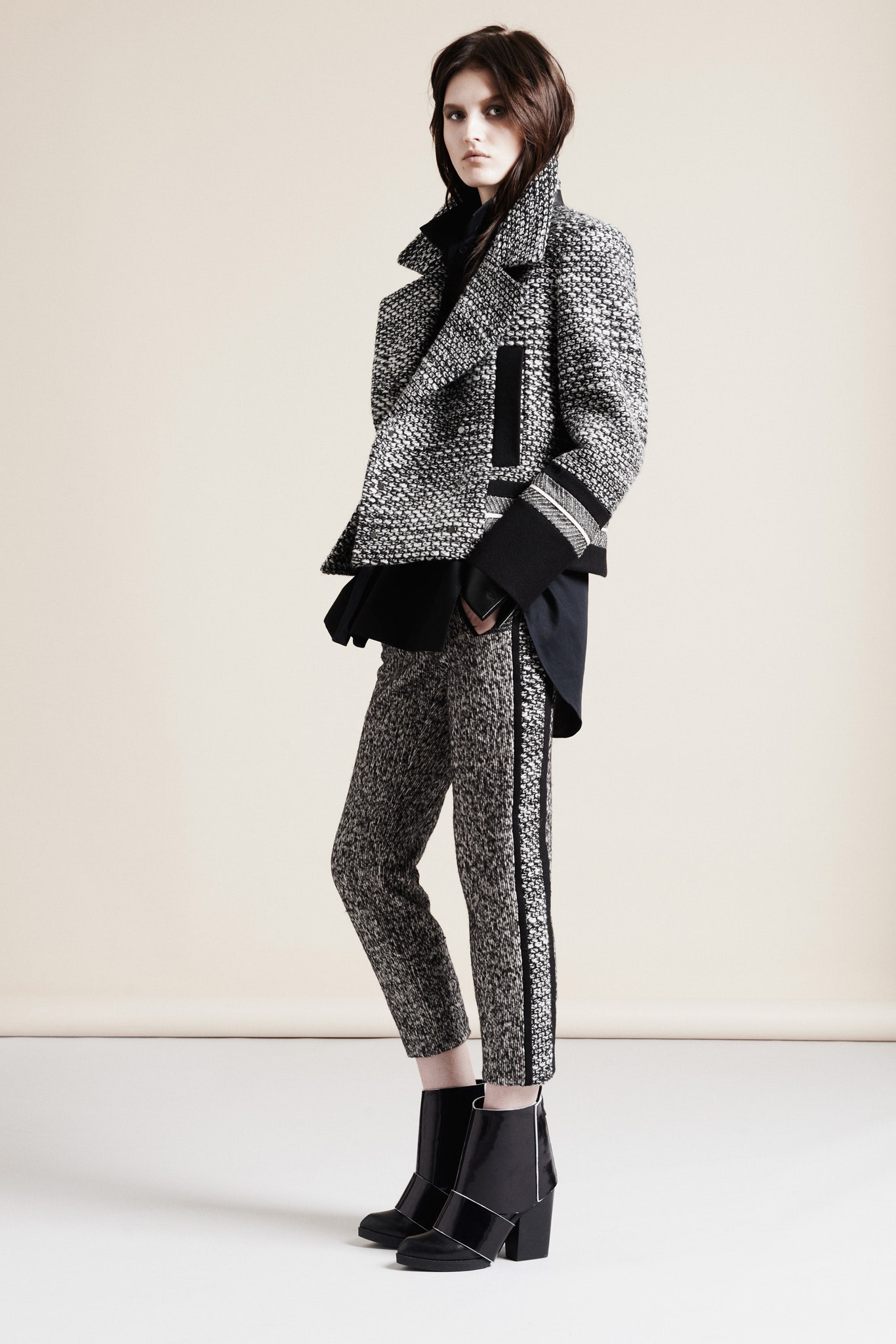 Nicole Farhi Fall 2013 Ready-to-Wear