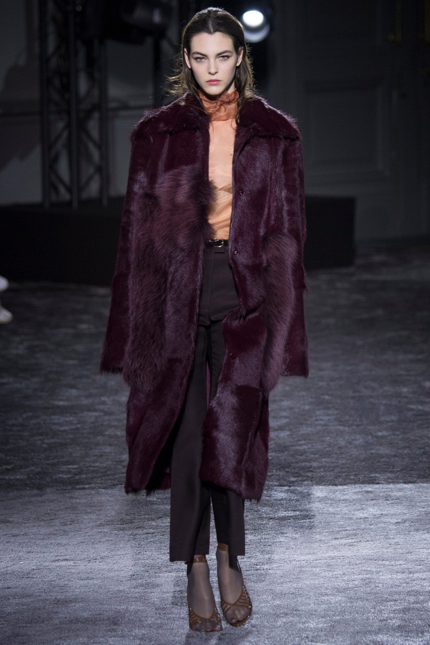 Nina Ricci F/W 16 Look 2
