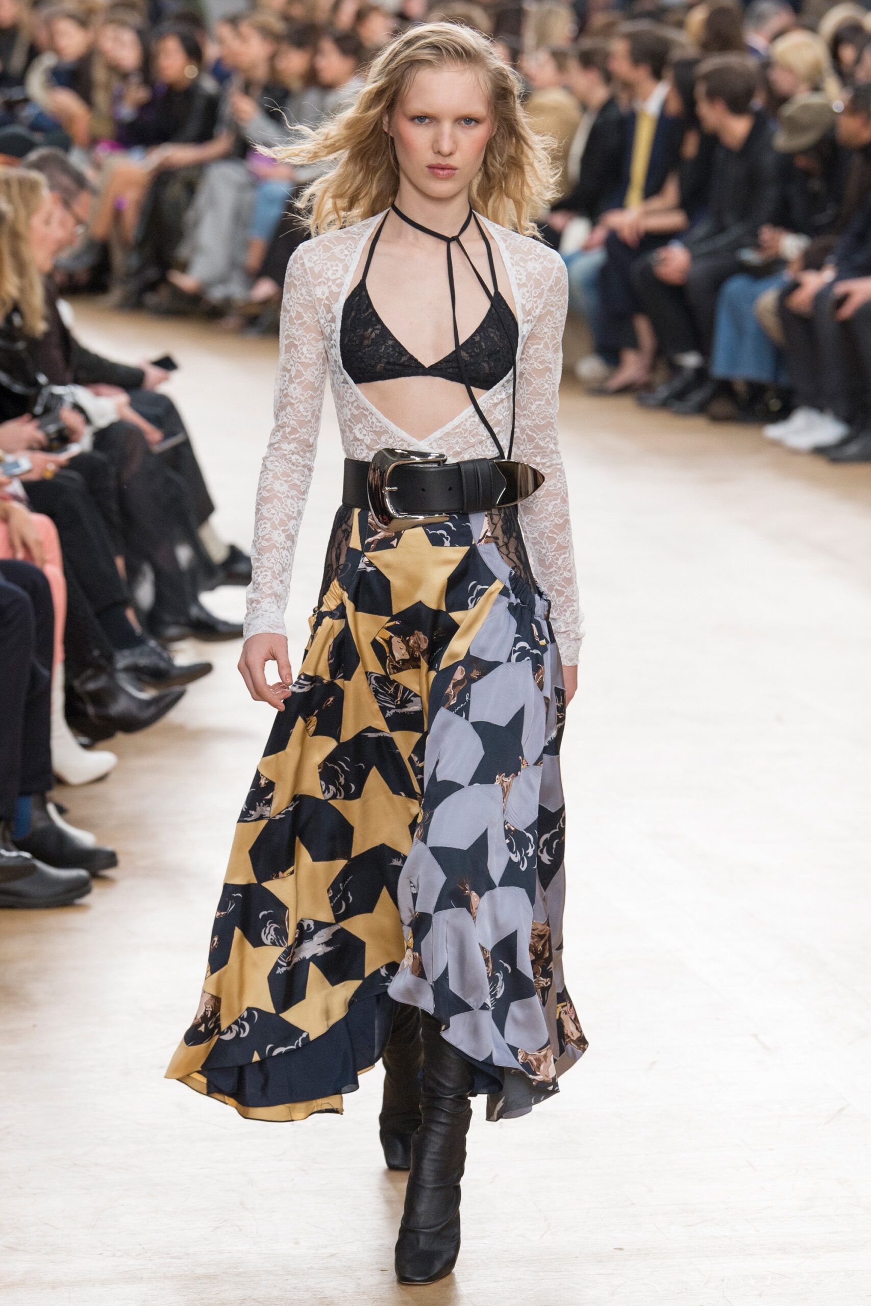 Nina Ricci F/W 17 Look 10
