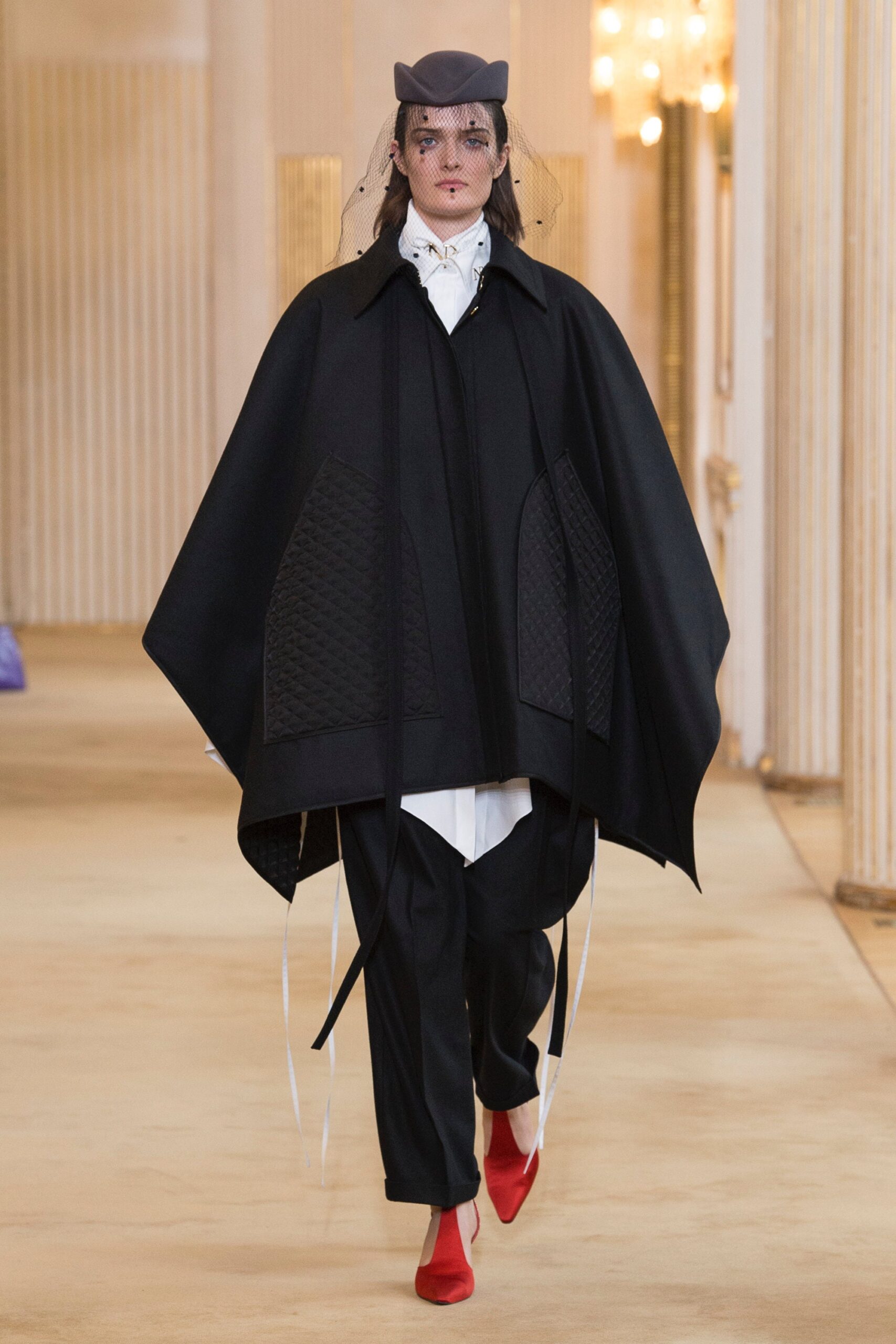 Nina Ricci F/W 18 Look 10
