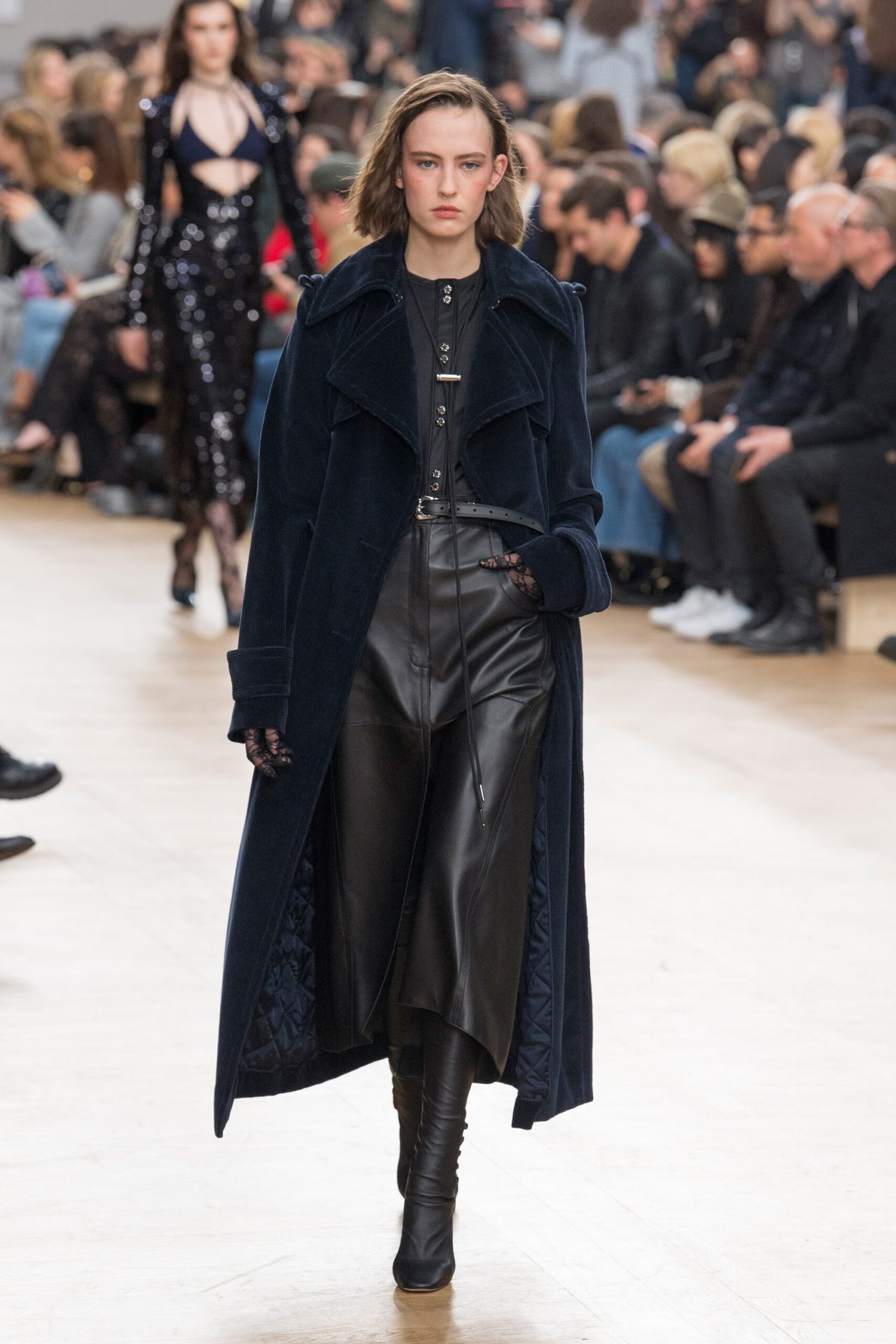 Nina Ricci F/W 17 Look 14