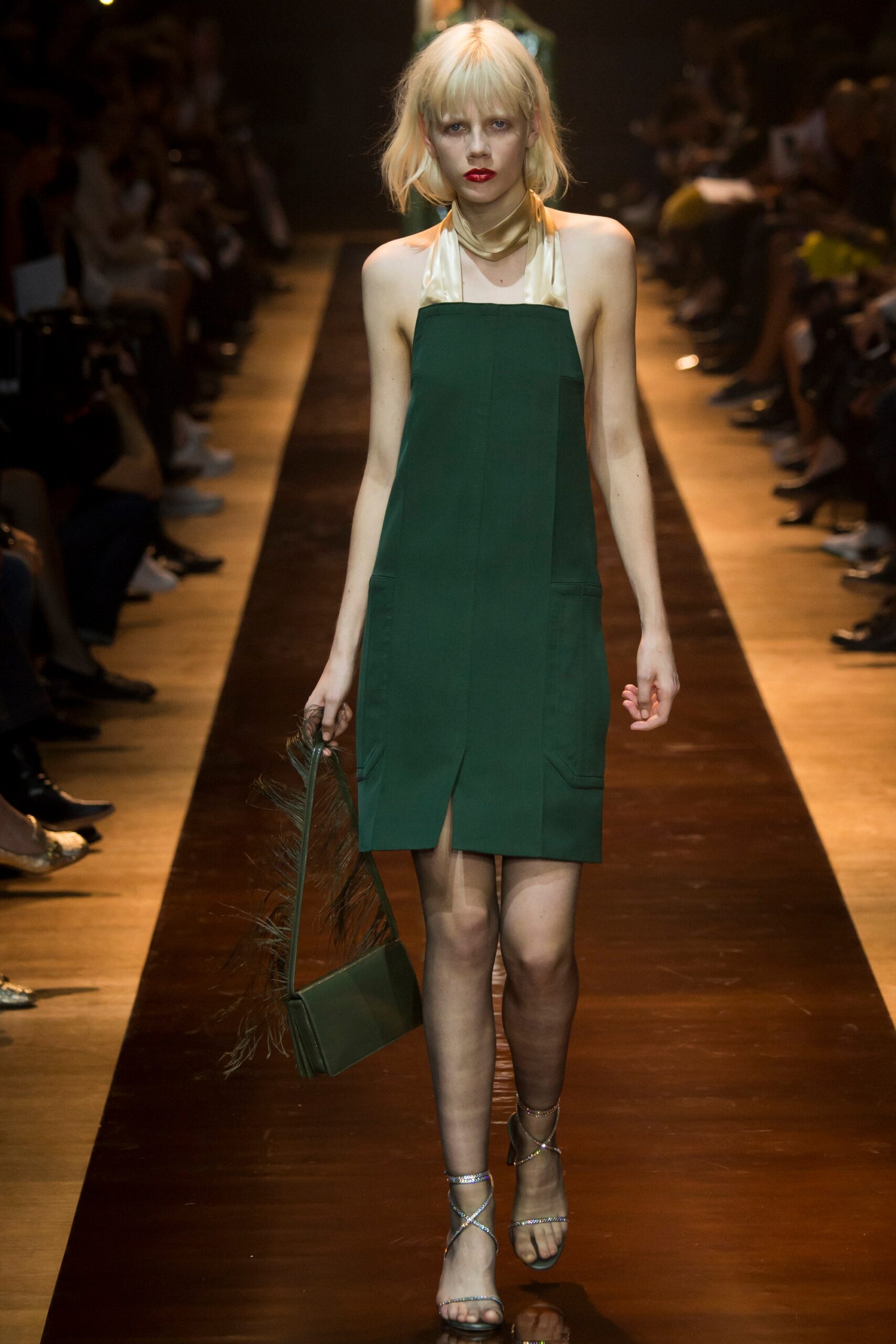 Nina Ricci S/S 16 Look 16
