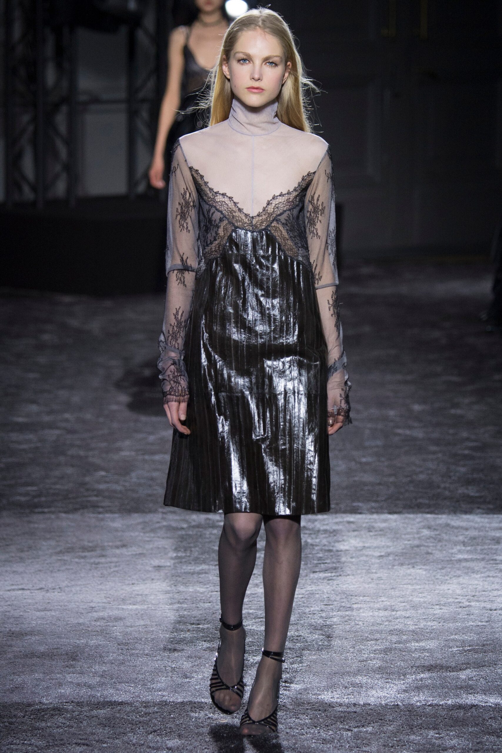Nina Ricci F/W 16 Look 12