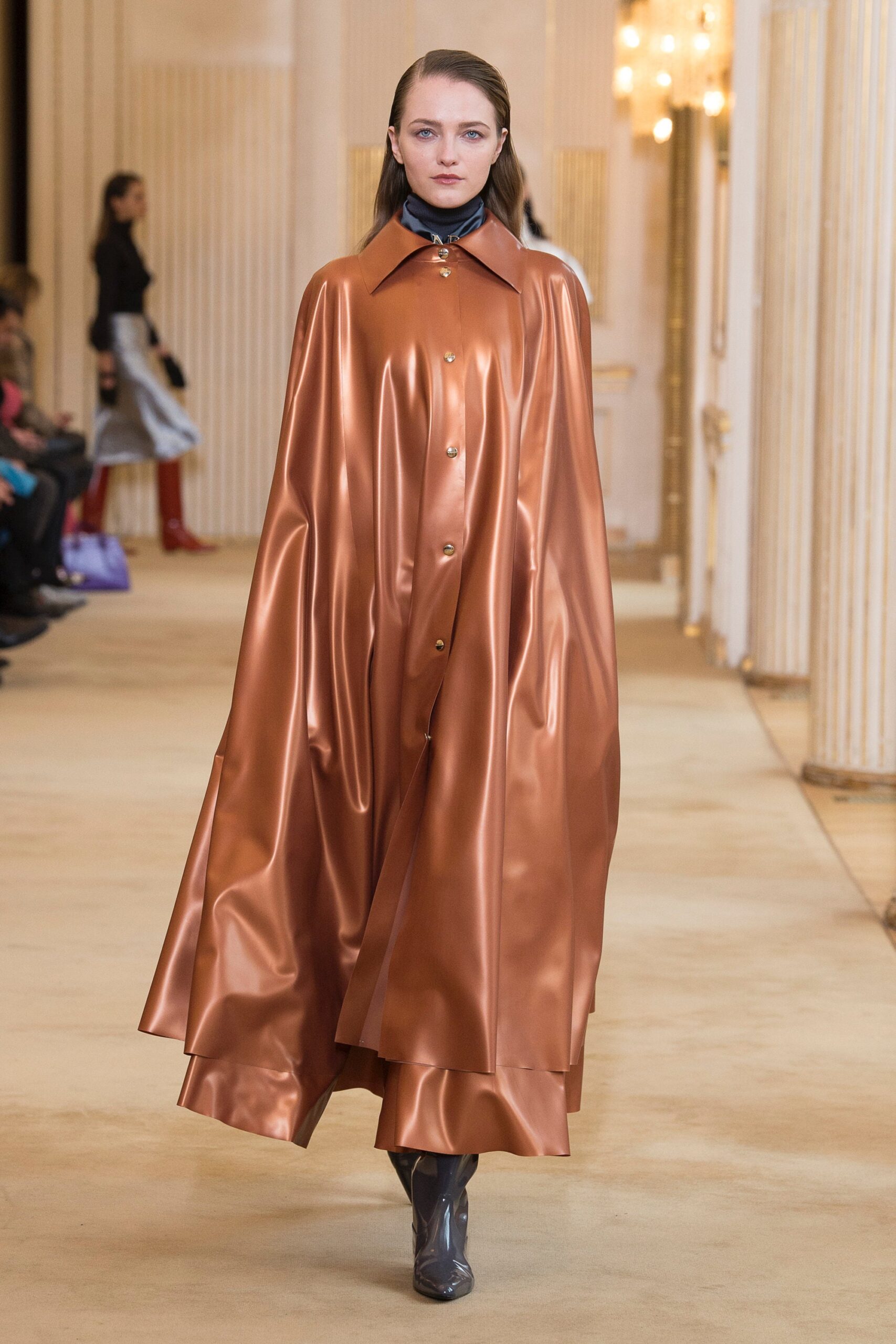 Nina Ricci F/W 18 Look 26