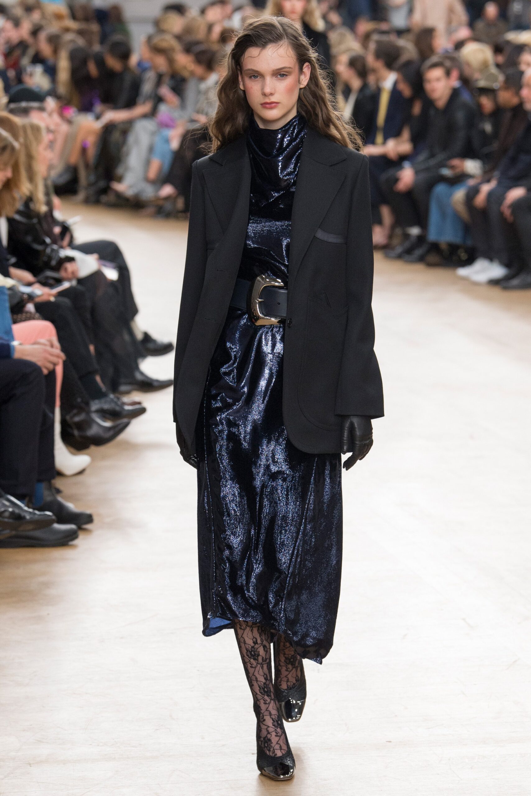 Nina Ricci F/W 17 Look 25