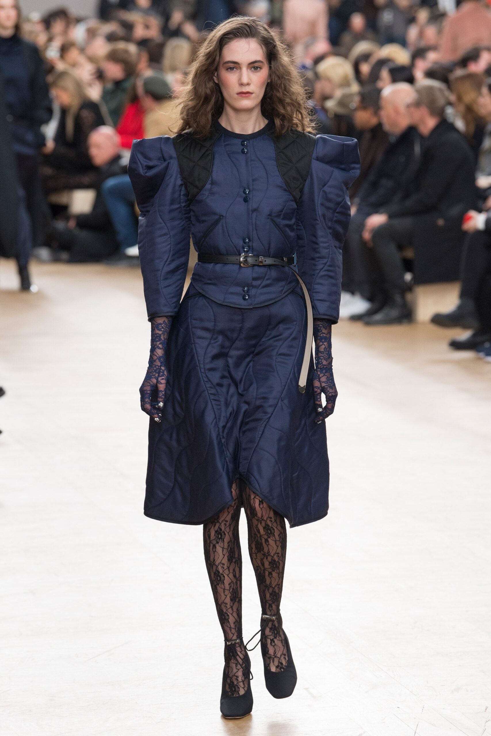 Nina Ricci F/W 17 Look 27