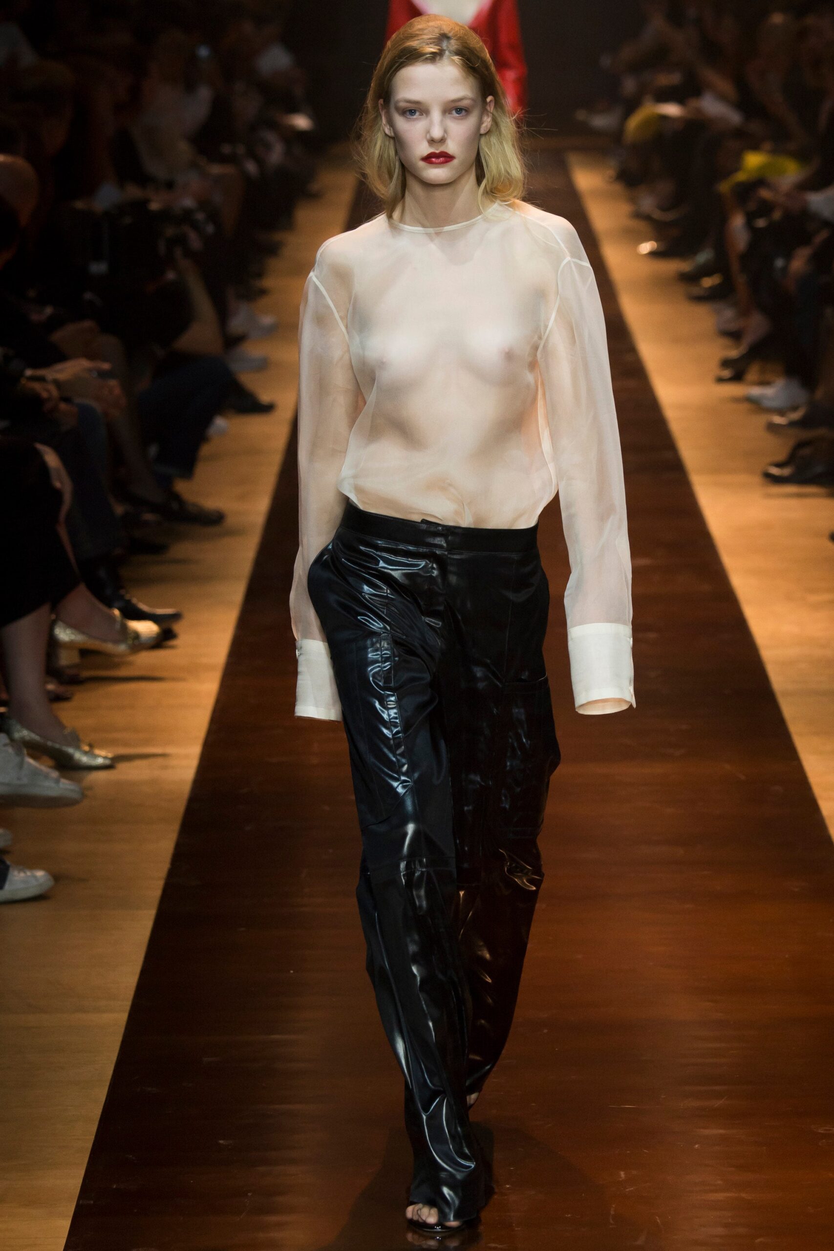 Nina Ricci S/S 16 Look 33