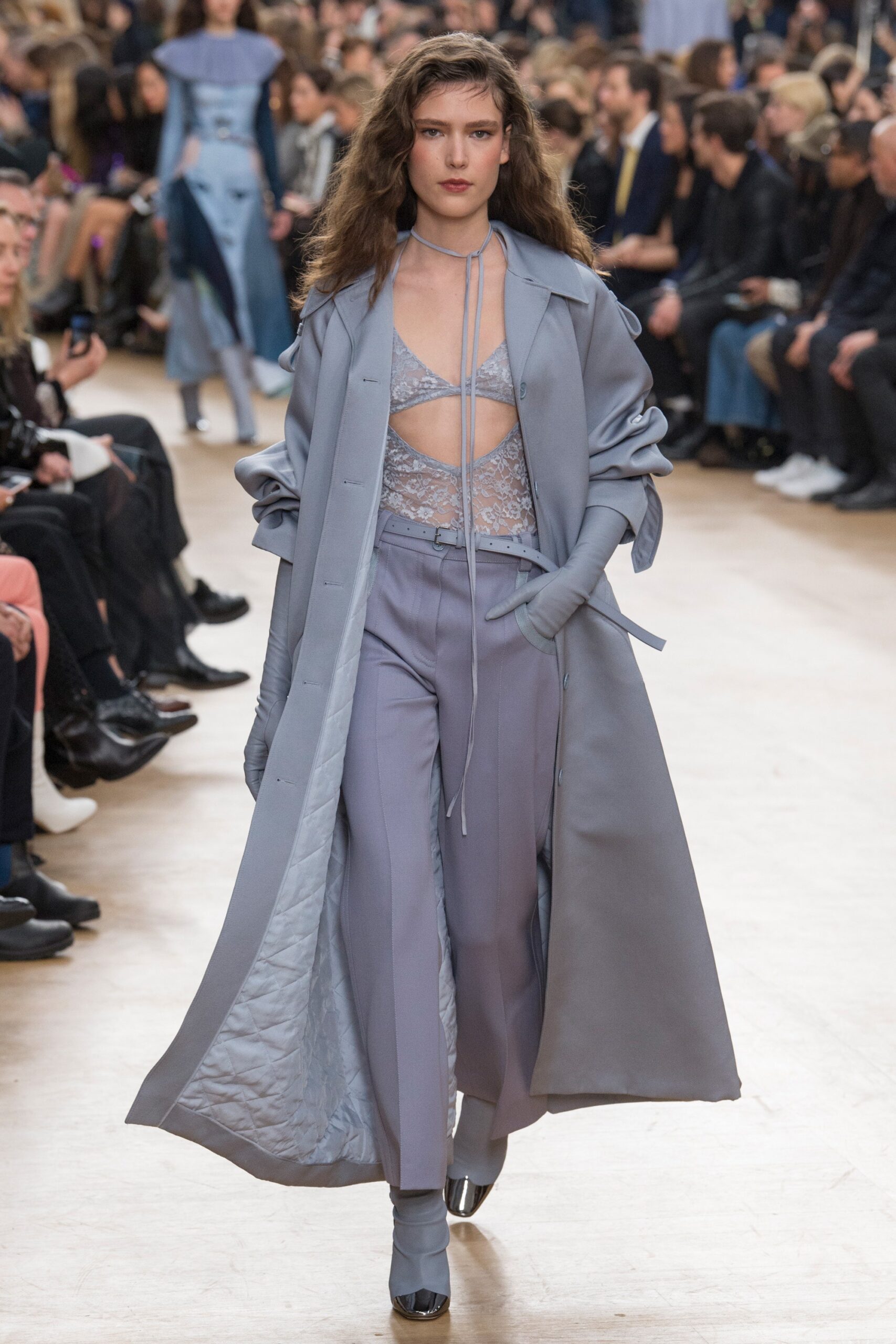 Nina Ricci F/W 17 Look 32