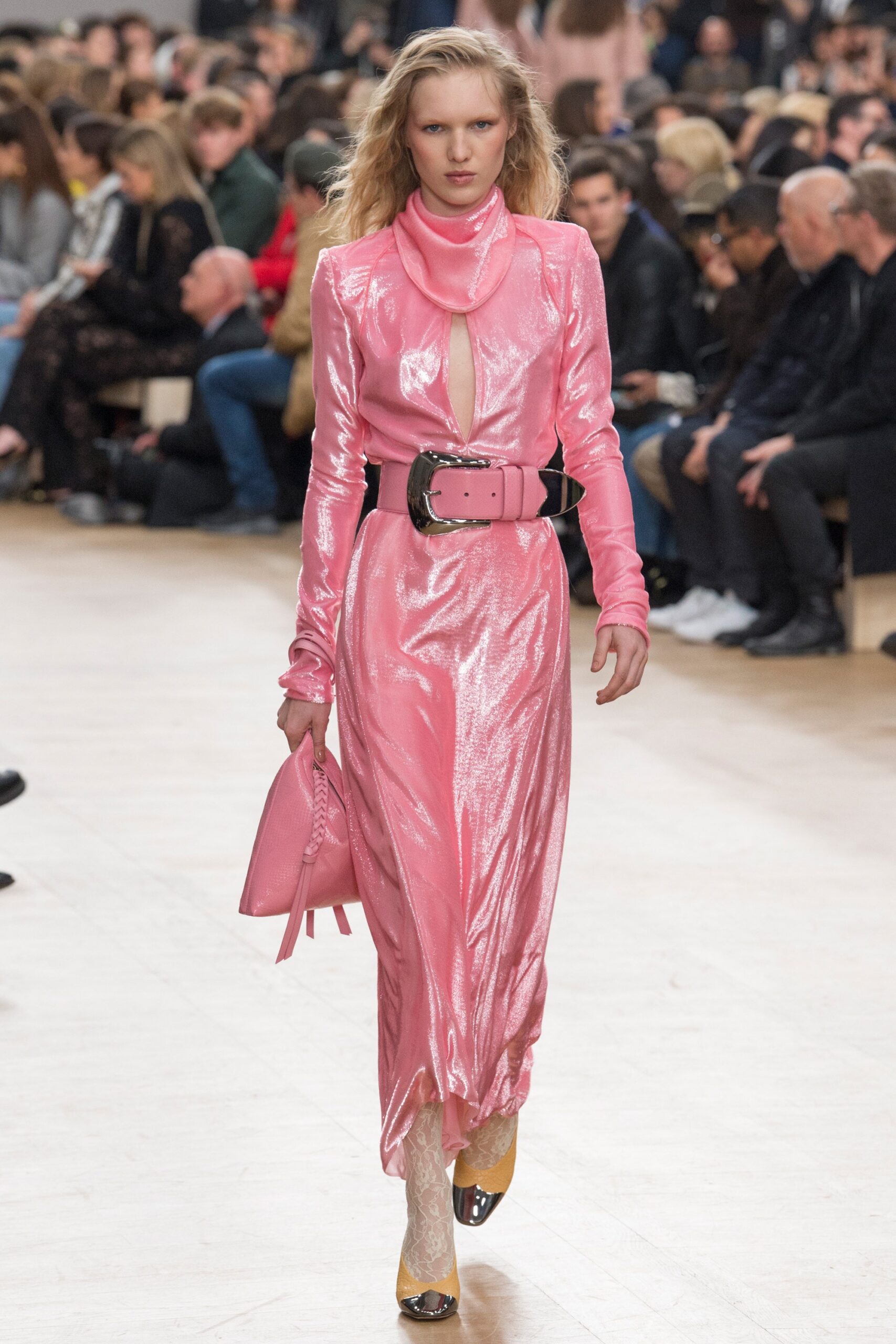 Nina Ricci F/W 17 Look 40