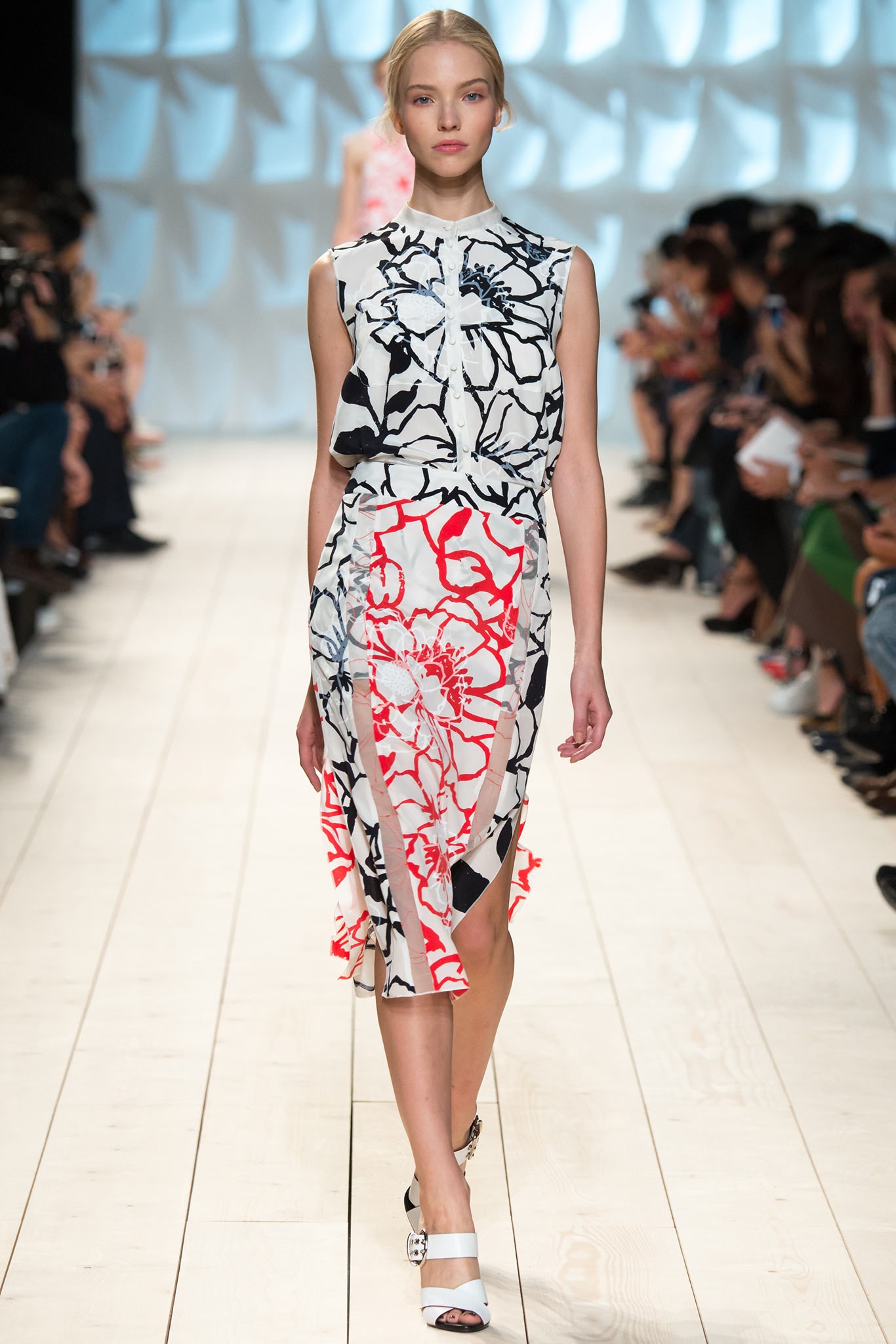 Nina Ricci S/S 15 Look 34