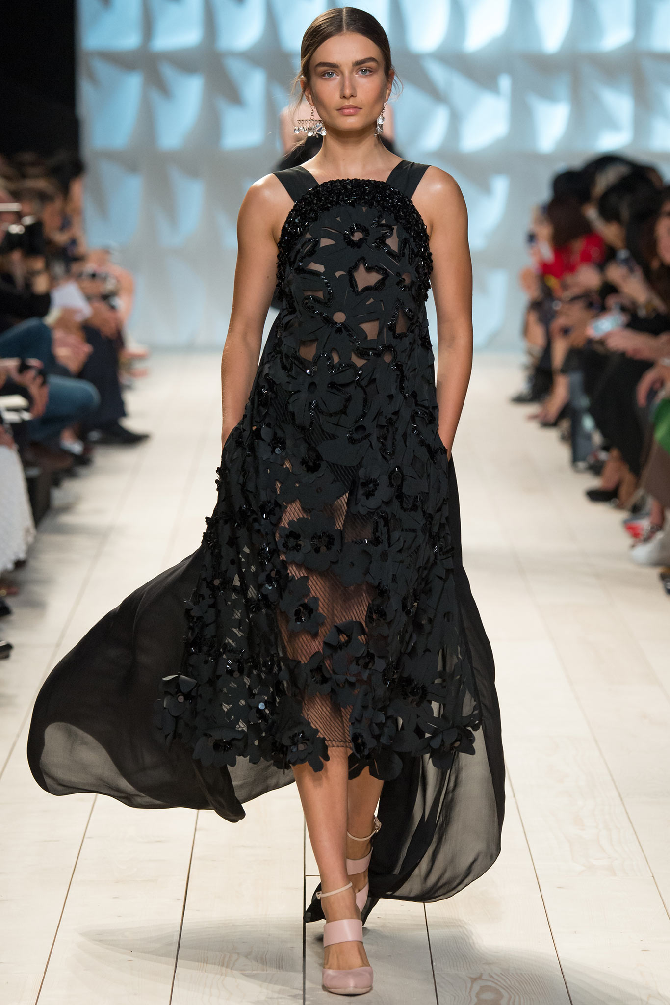 Nina Ricci S/S 15 Look 54