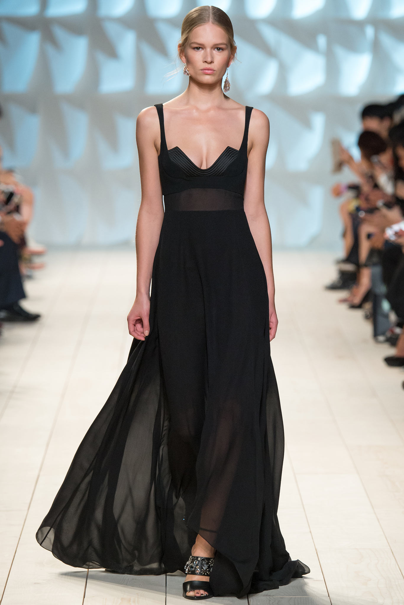Nina Ricci S/S 15 Look 56