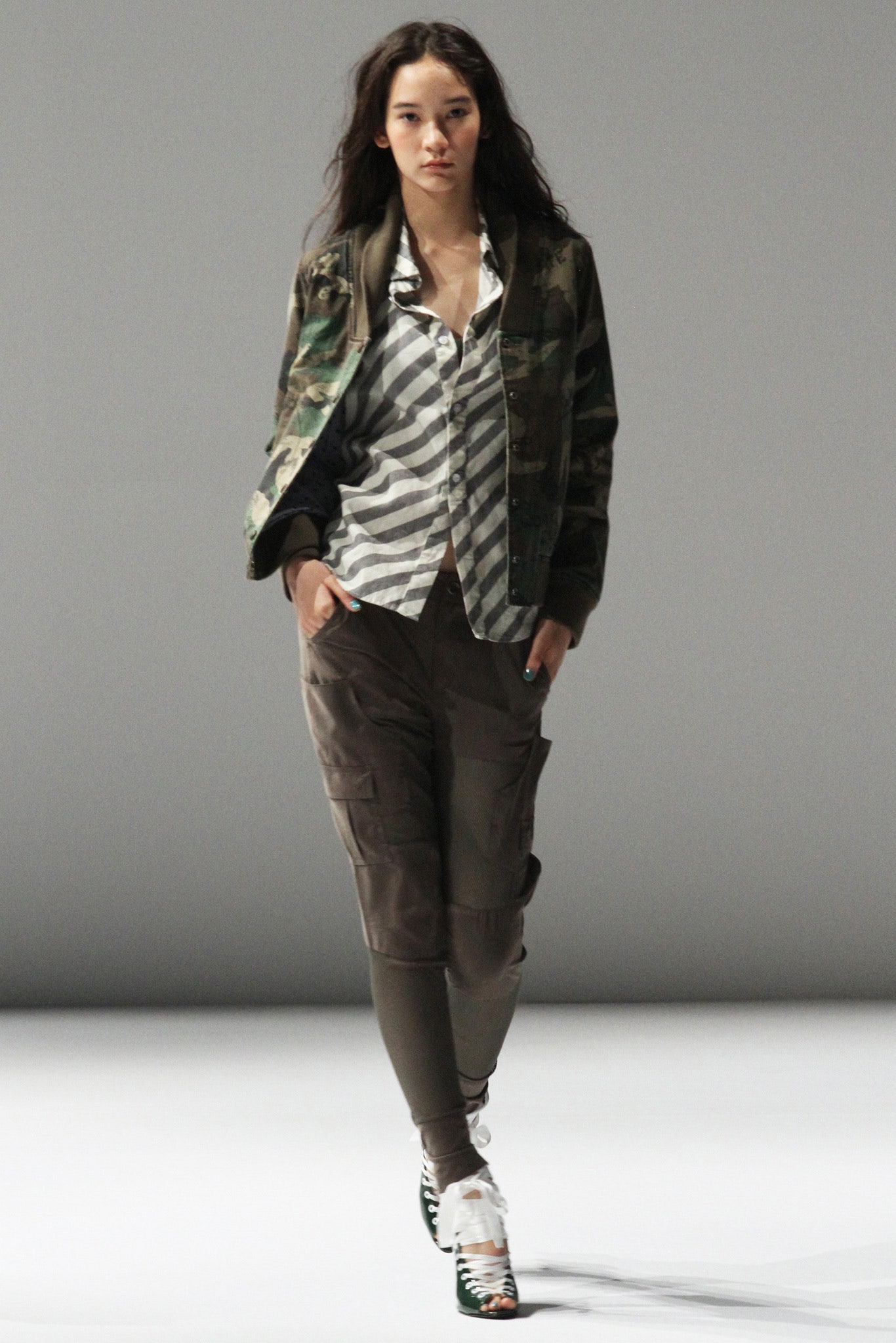 Nitz Schneider S/S 13 Look 18
