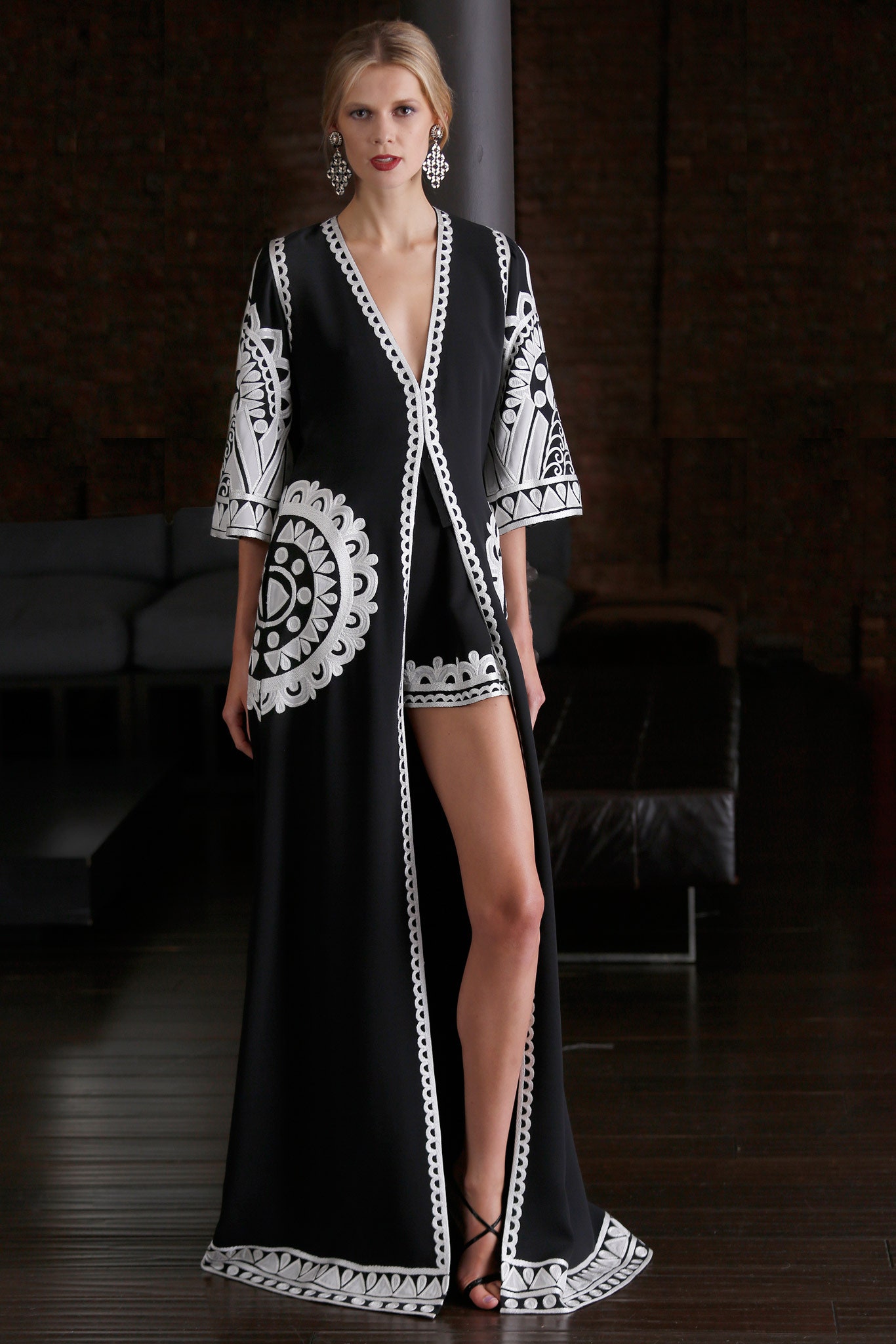 Naeem Khan Resort 15 Look 31