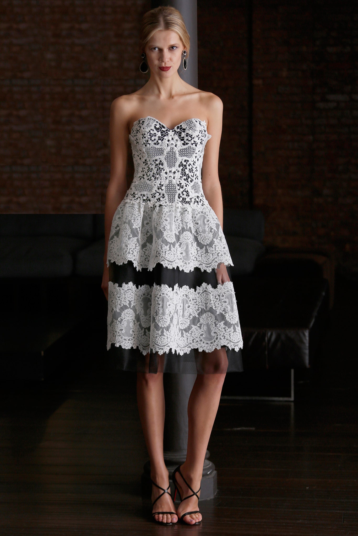 Naeem Khan Resort 15 Look 36