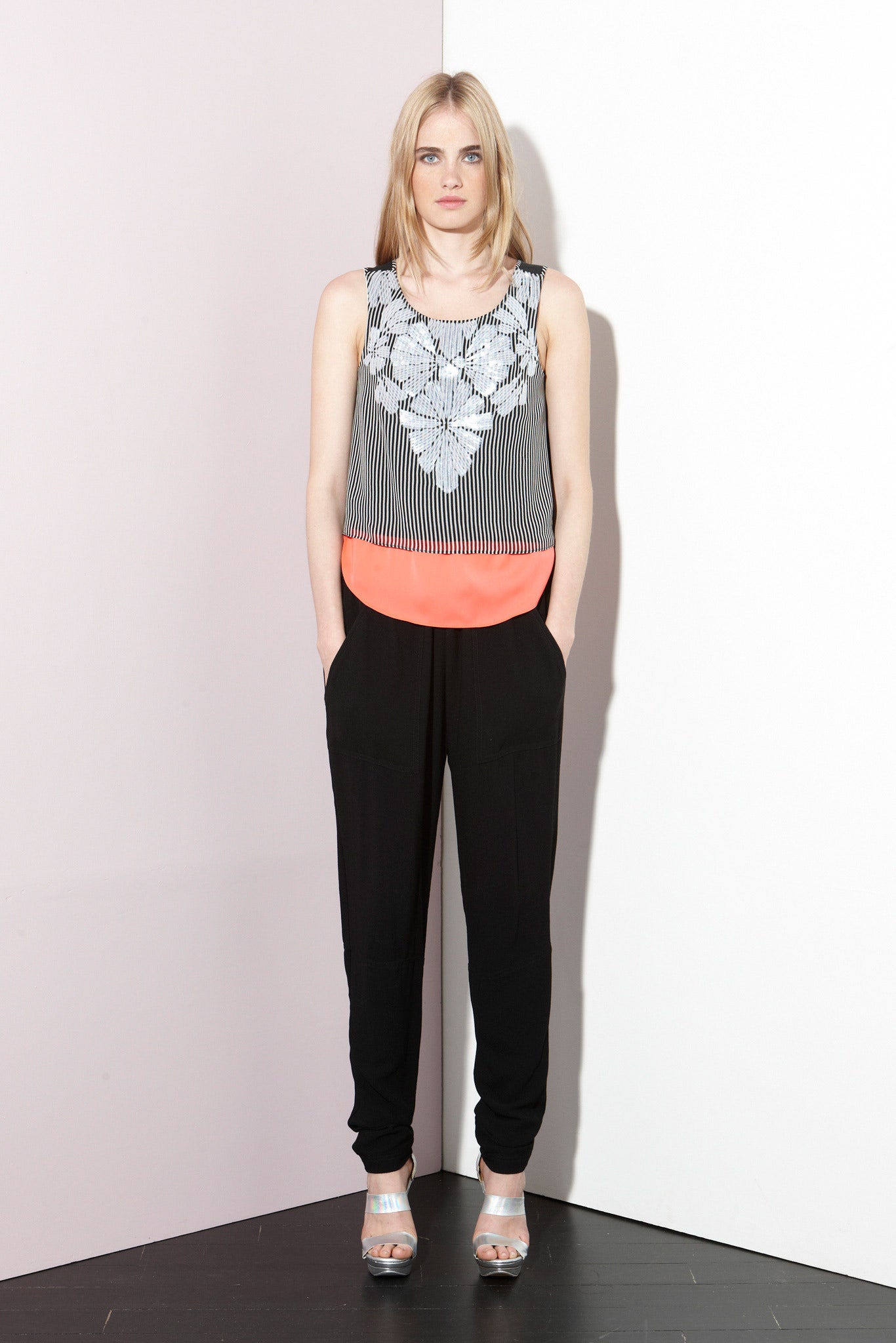 Nicole Miller Resort 14 Look 11
