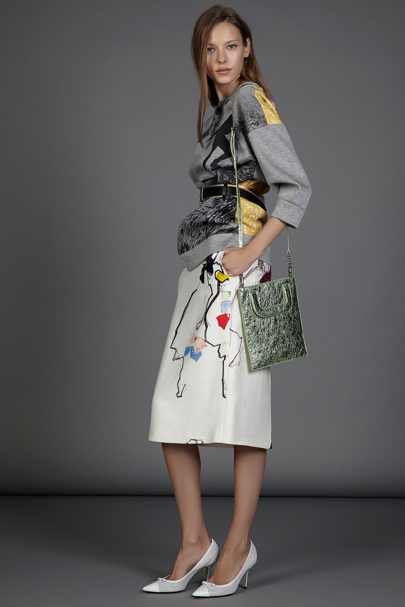 No. 21 Resort 15 Look 5