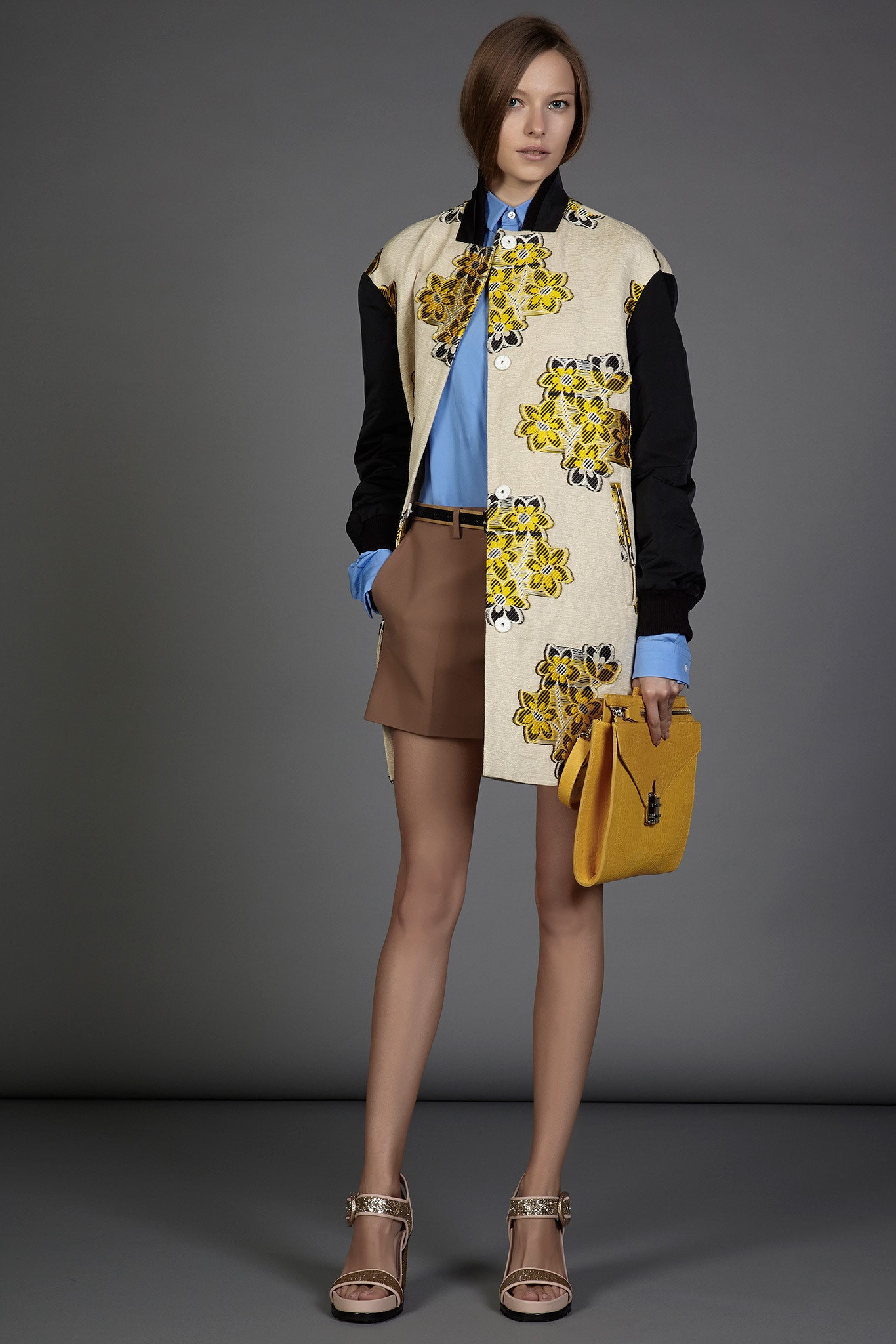 No. 21 Resort 15 Look 8