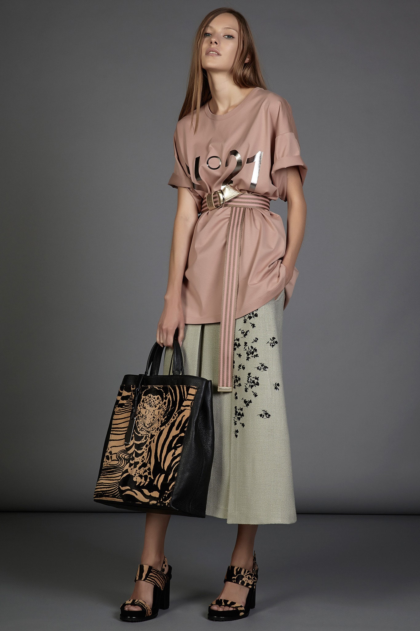No. 21 Resort 15 Look 10