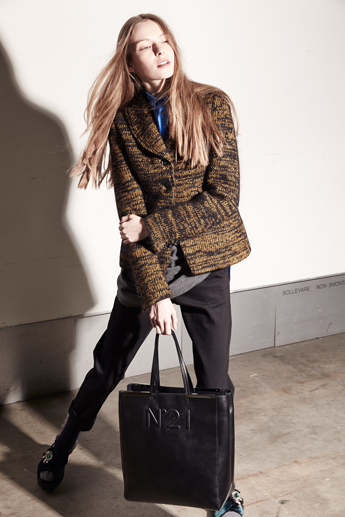 No. 21 F/W 15 Look 22