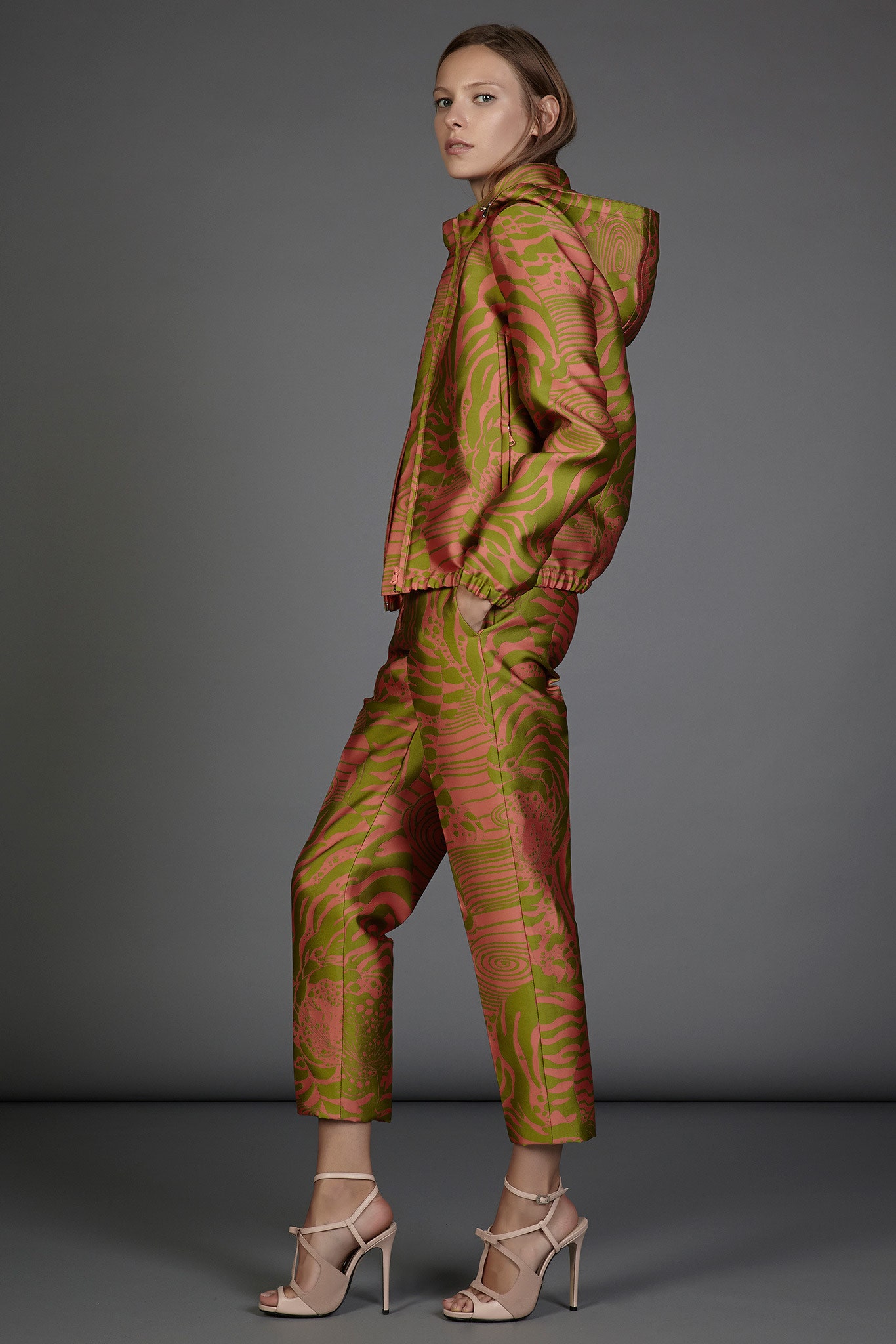 No. 21 Resort 15 Look 33