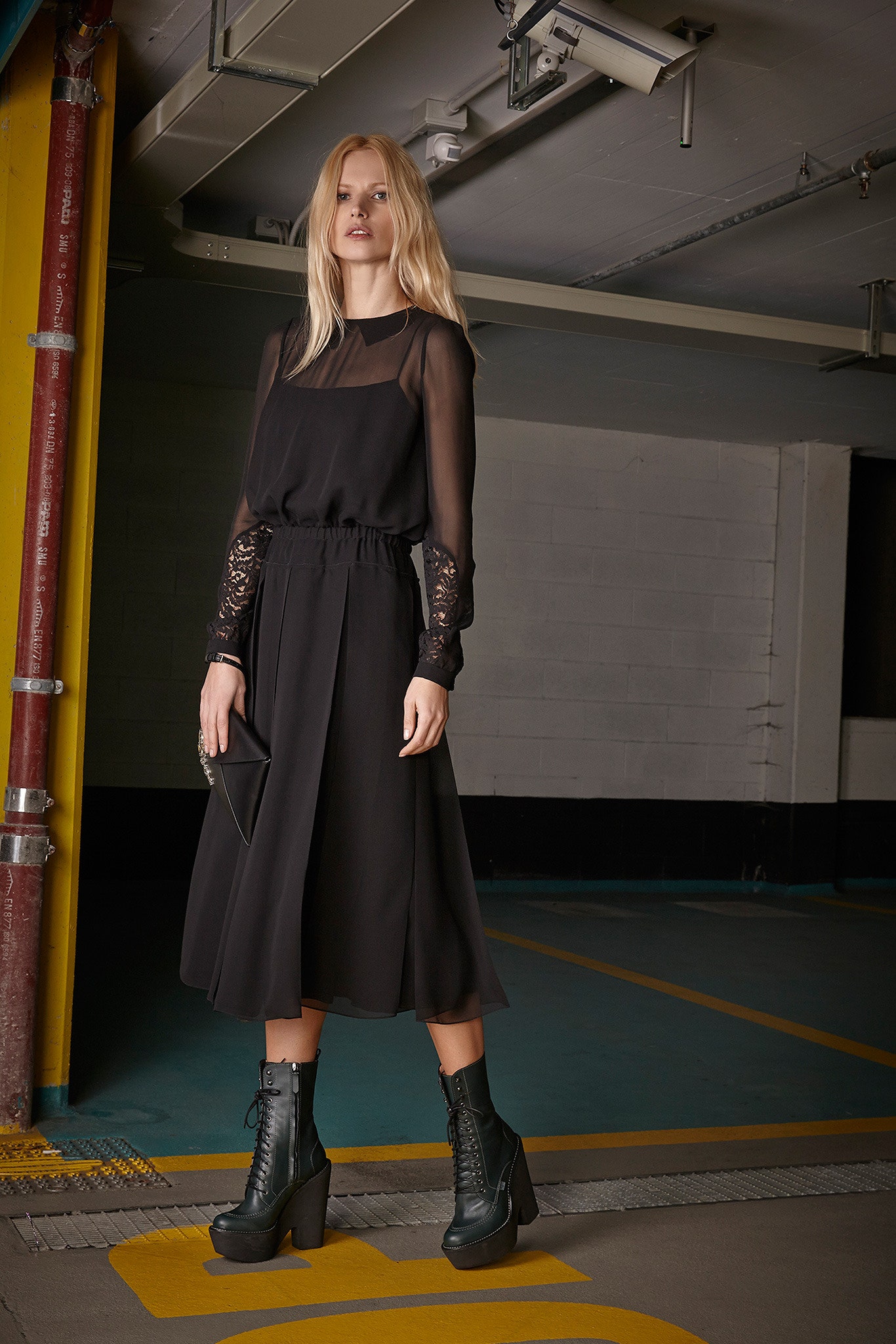 No. 21 F/W 14 Look 30