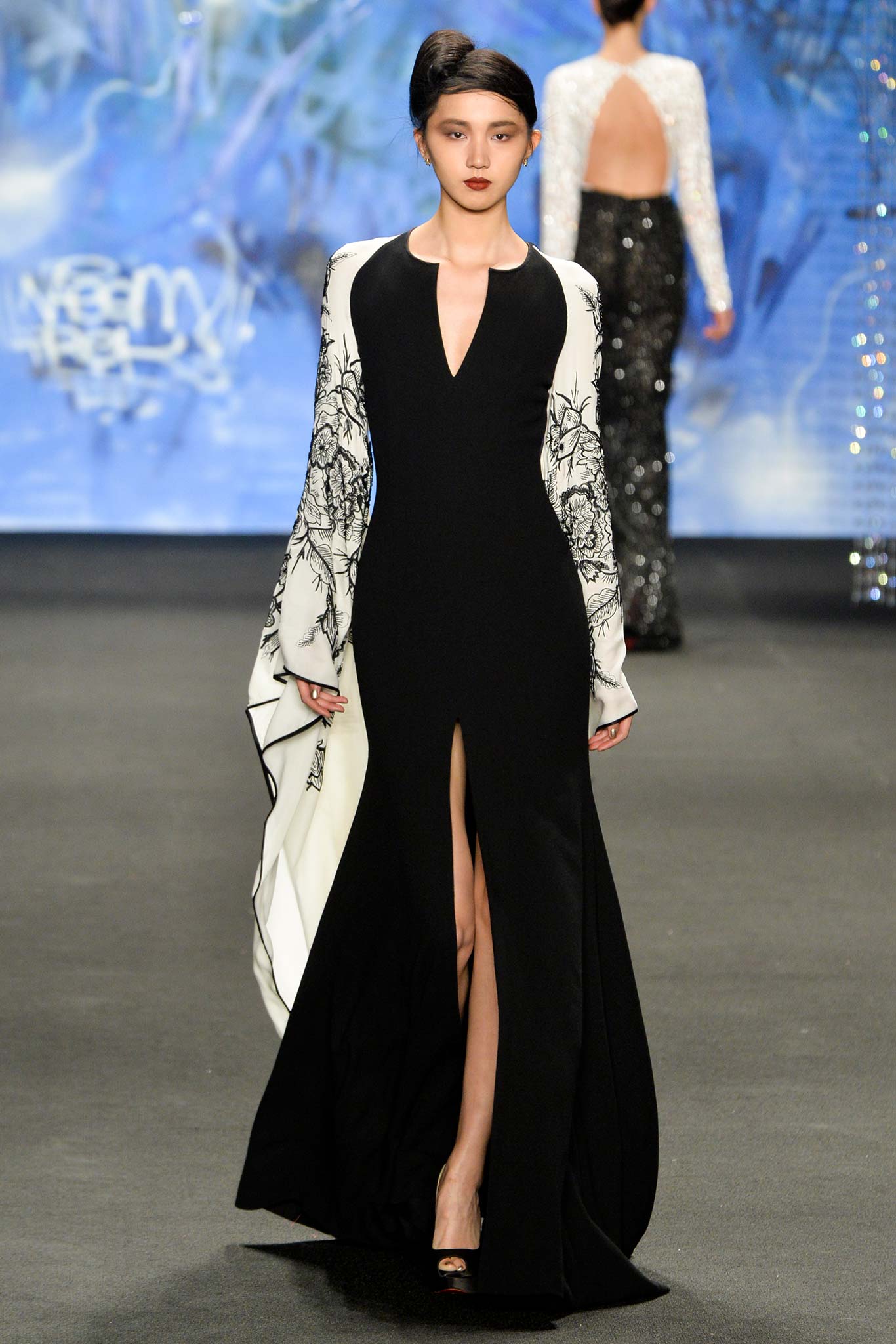 Naeem Khan F/W 15 Look 32