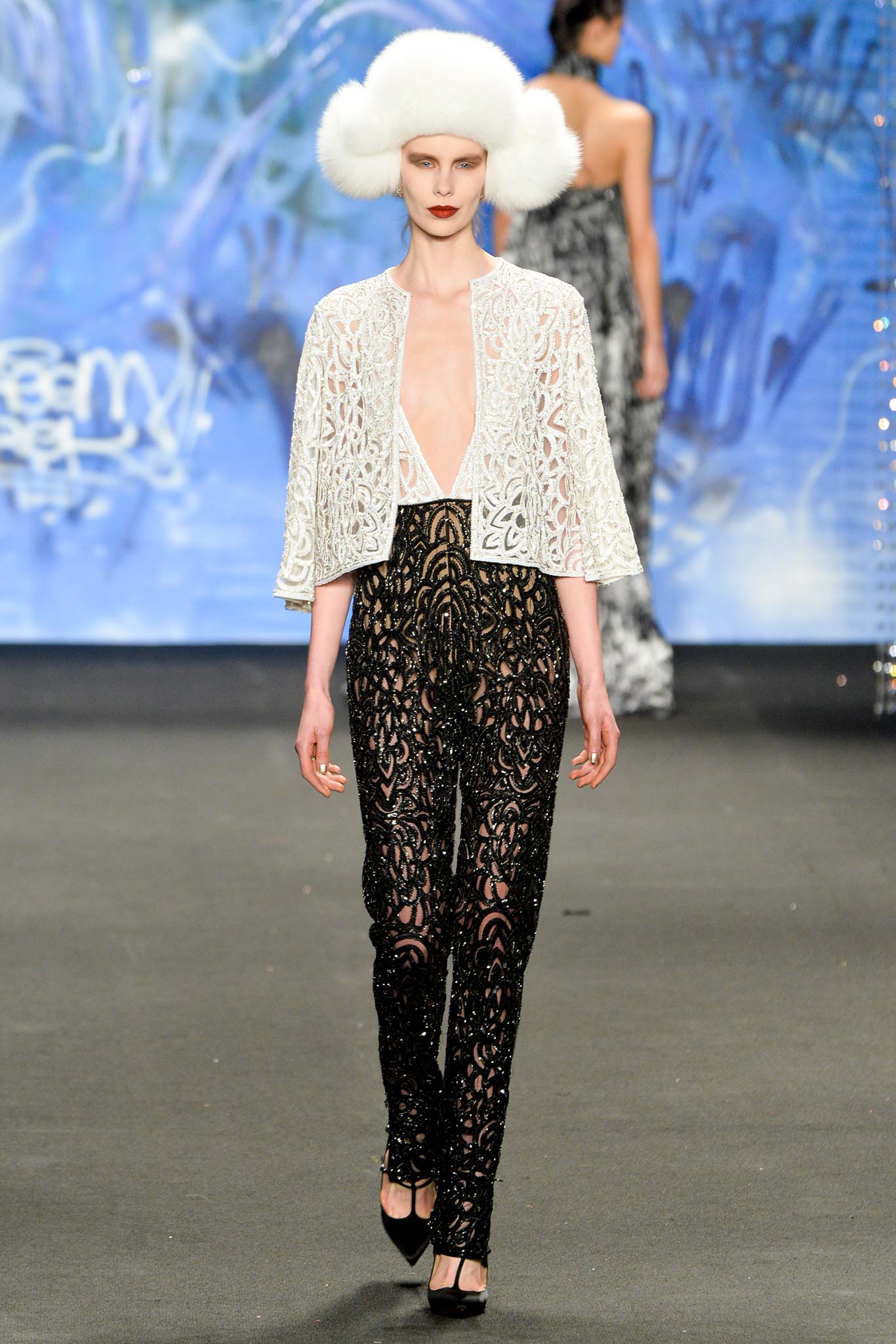 Naeem Khan F/W 15 Look 33